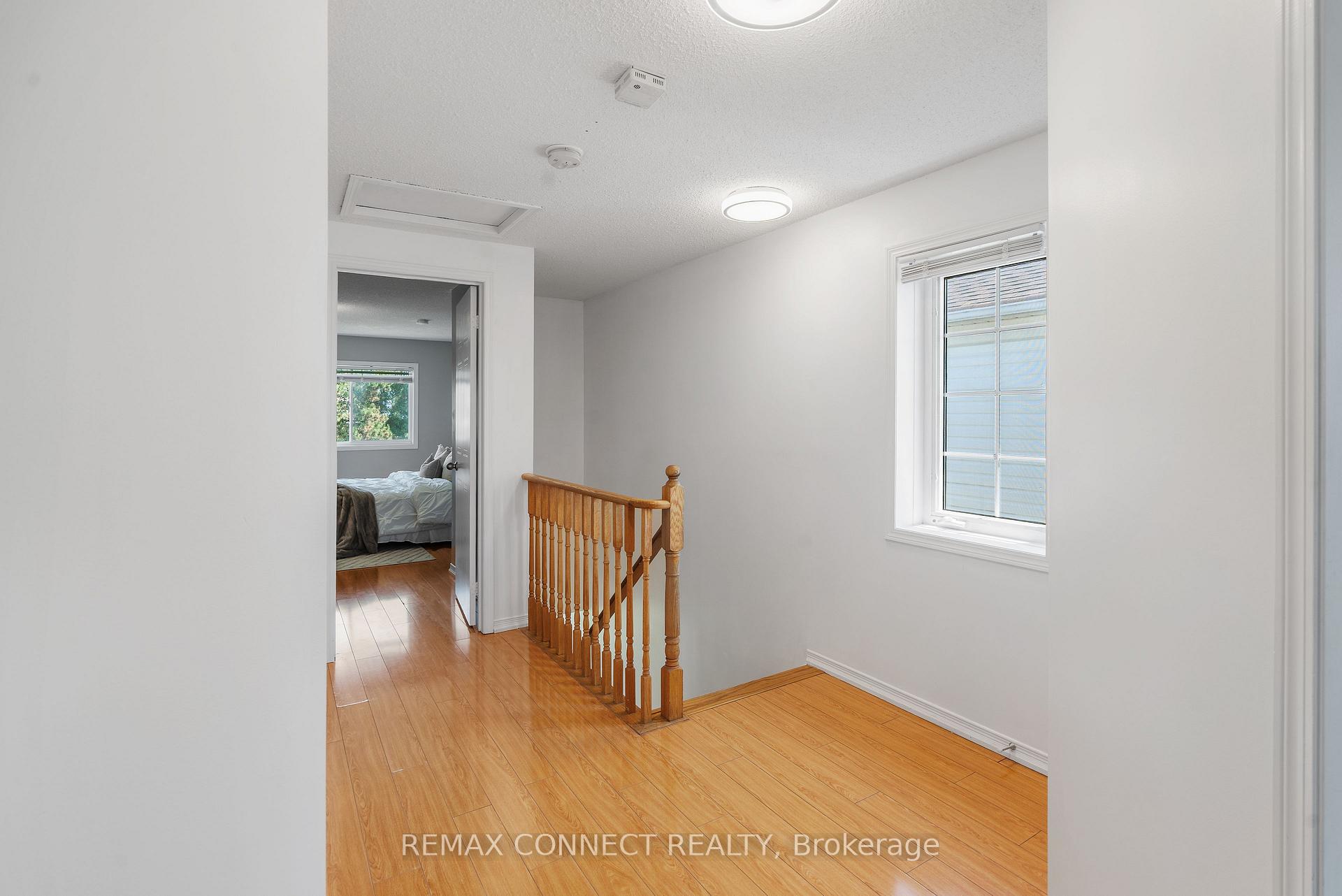 Photo 24 of 1831 Dalhousie Crescent, Oshawa, Samac — HOMEH