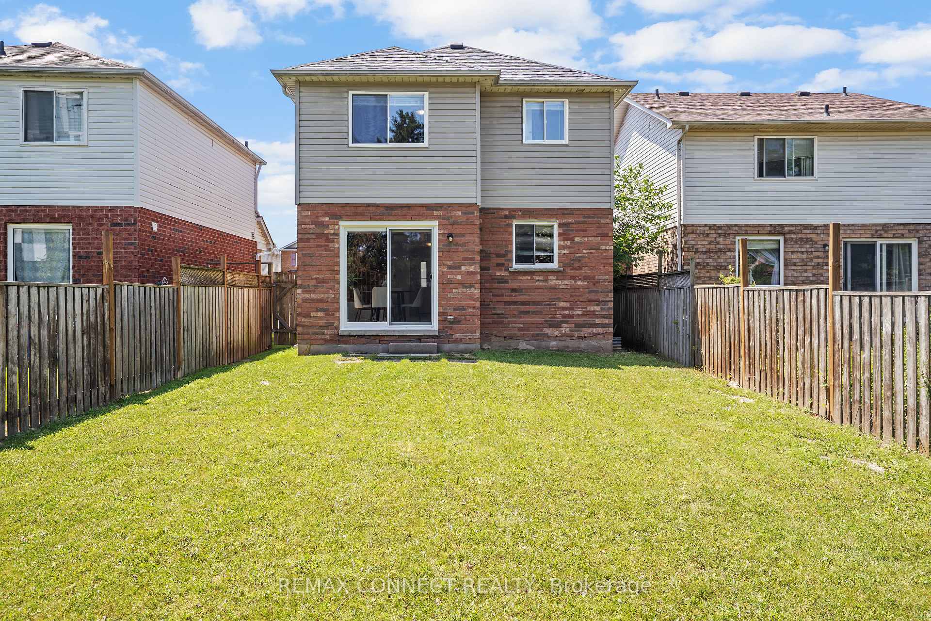 Photo 31 of 1831 Dalhousie Crescent, Oshawa, Samac — HOMEH