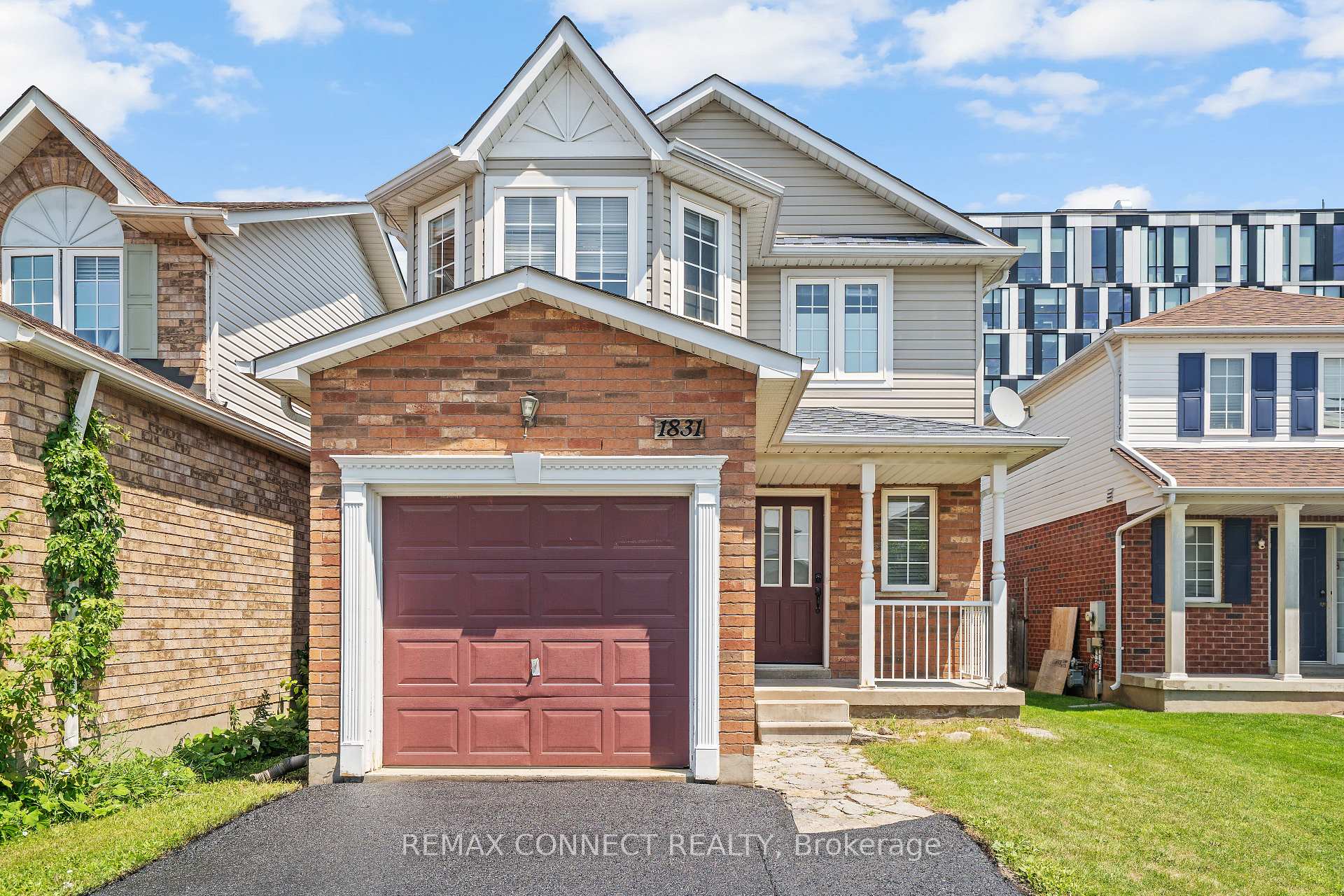 Photo 32 of 1831 Dalhousie Crescent, Oshawa, Samac — HOMEH