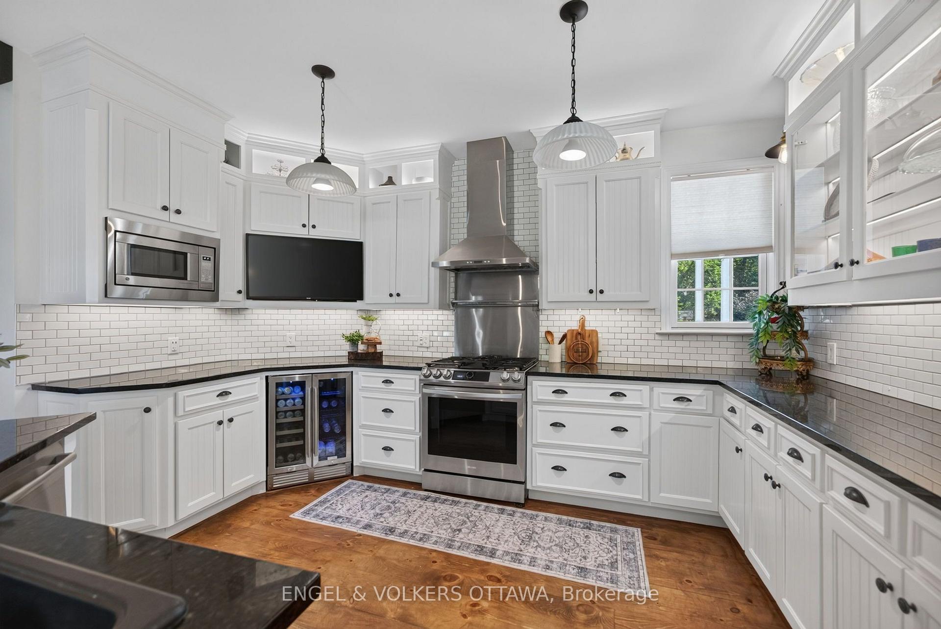Photo 15 of 6881 Sparkling Lake Way, Ottawa, Greely — HOMEH