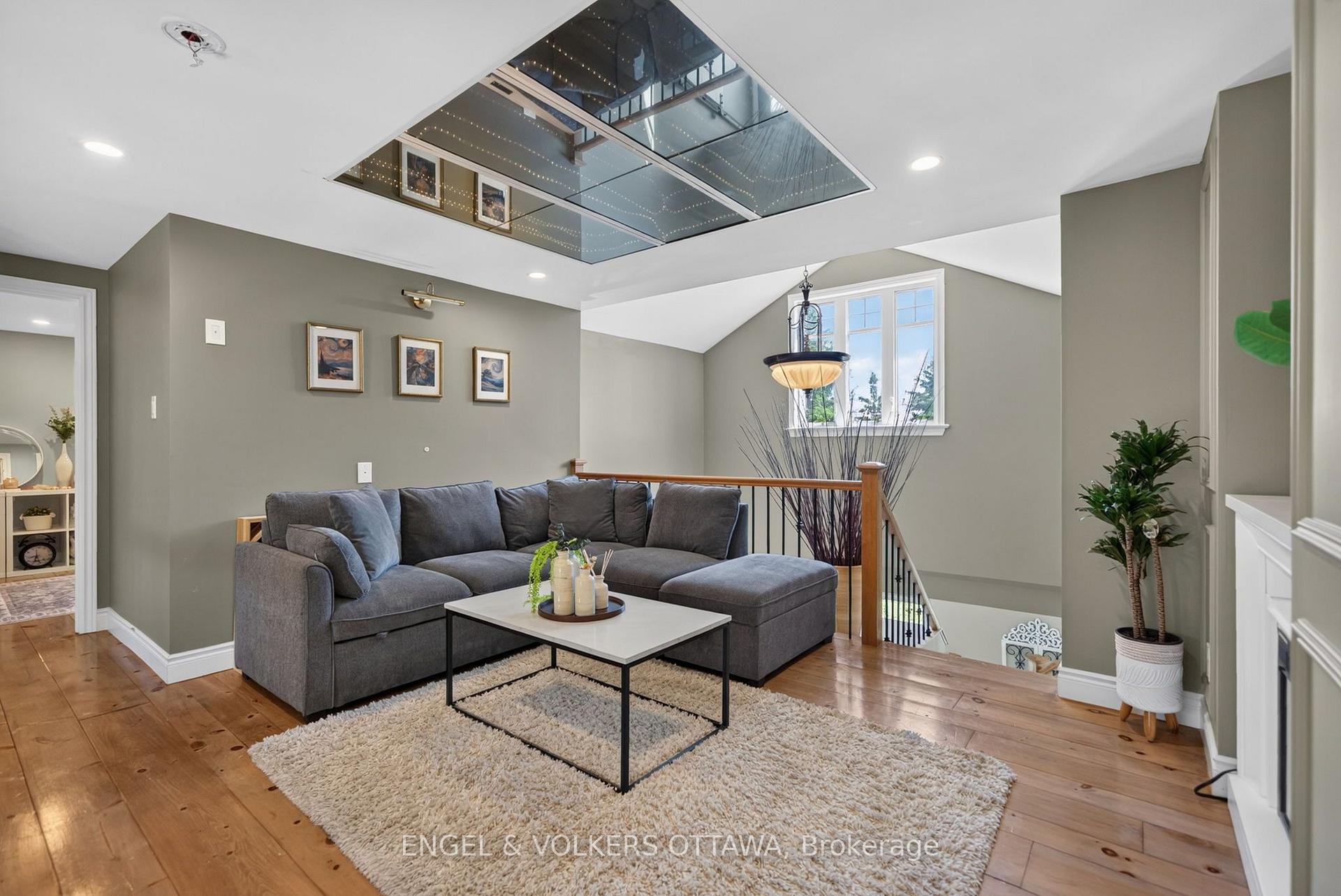 Photo 34 of 6881 Sparkling Lake Way, Ottawa, Greely — HOMEH