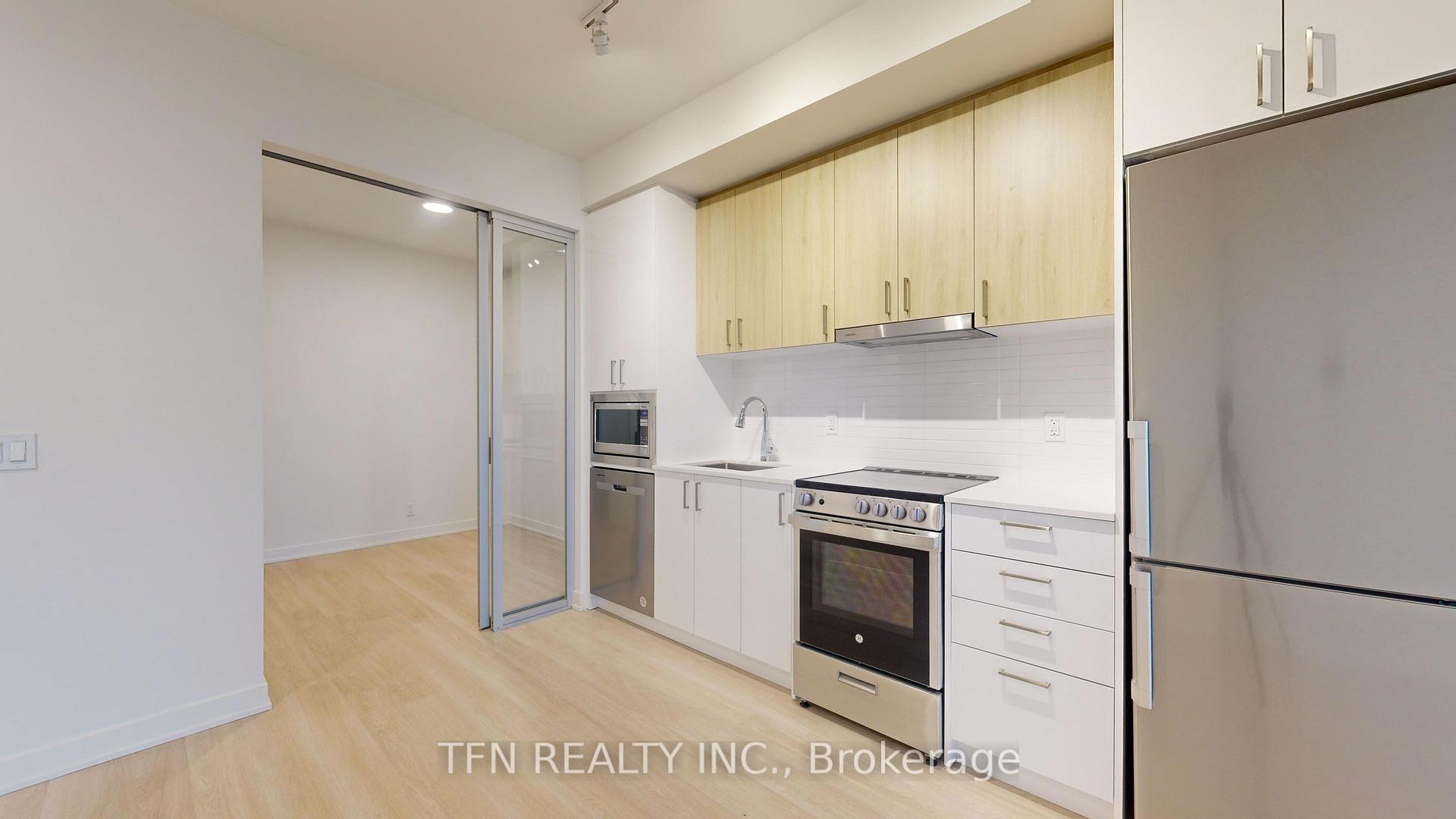 Photo 3 of Unit 2104, 30 Upper Mall Way, Vaughan, Brownridge — HOMEH