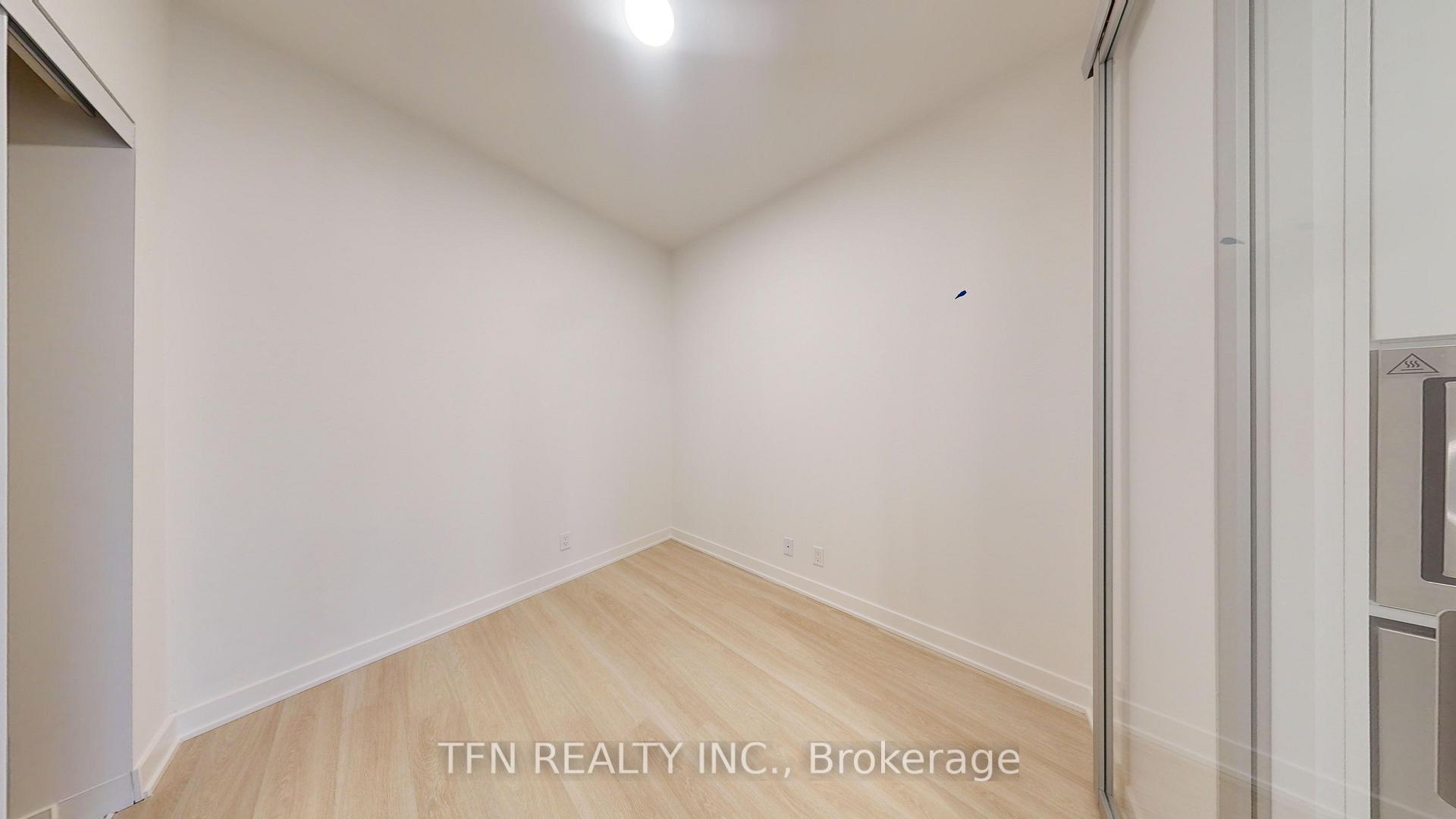 Photo 8 of Unit 2104, 30 Upper Mall Way, Vaughan, Brownridge — HOMEH