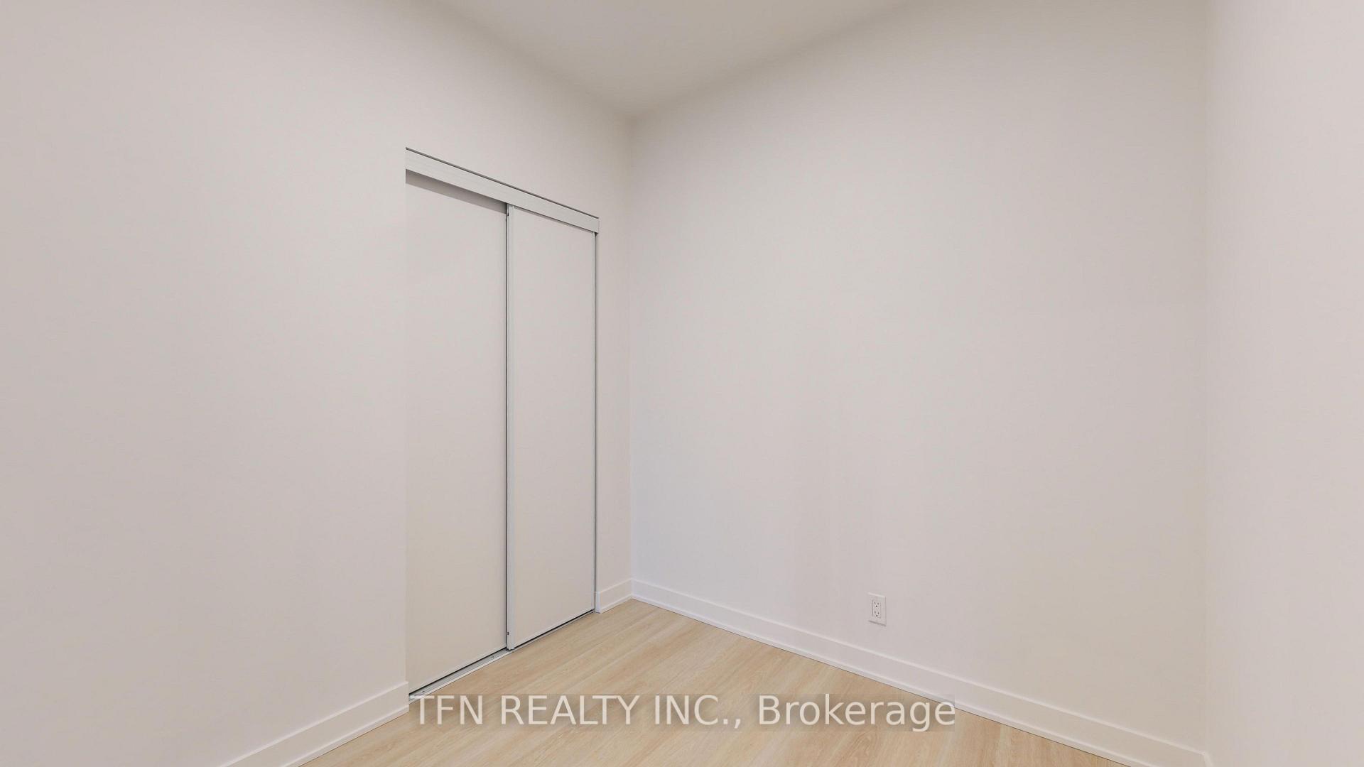 Photo 9 of Unit 2104, 30 Upper Mall Way, Vaughan, Brownridge — HOMEH