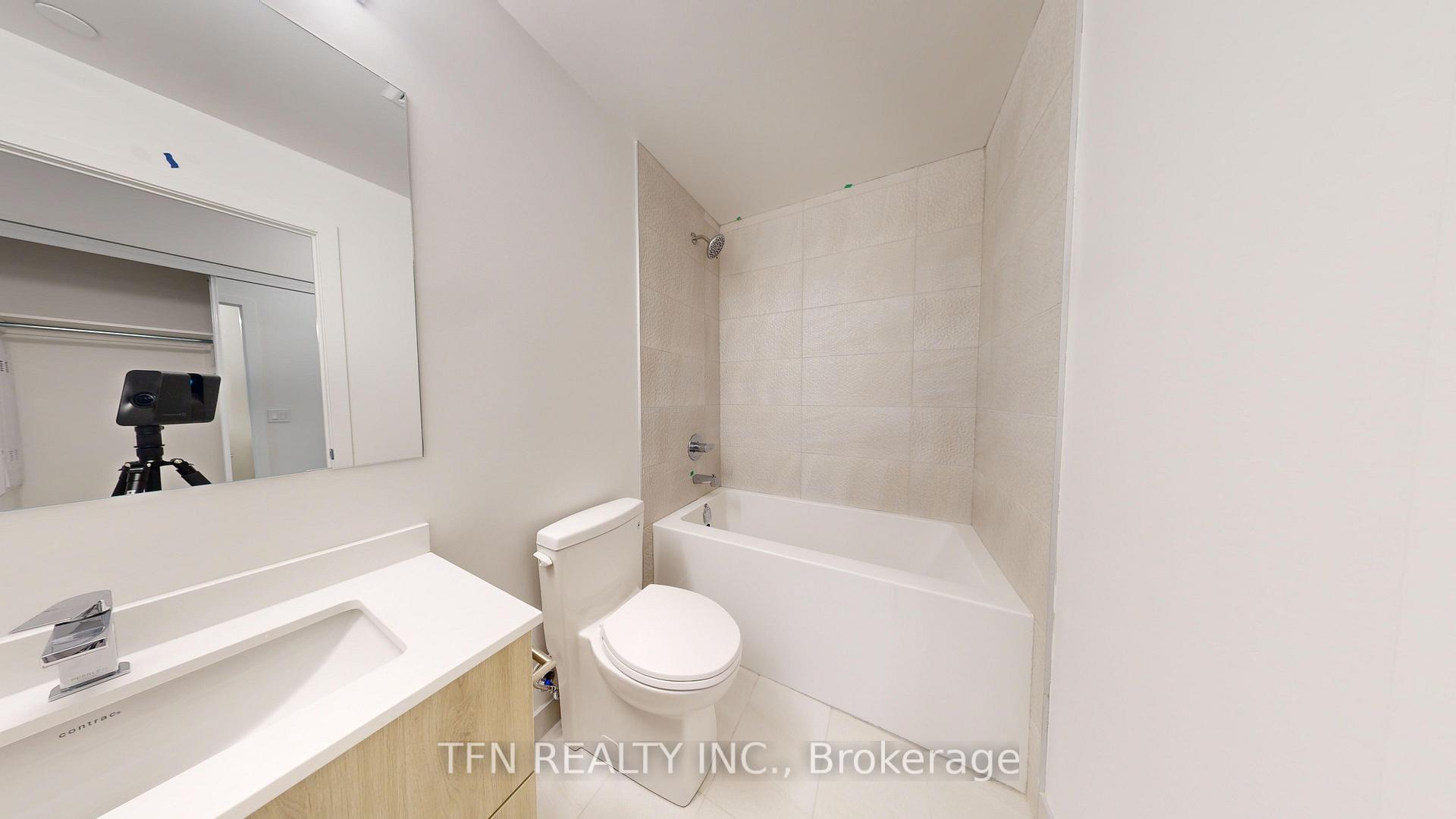 Photo 21 of Unit 2104, 30 Upper Mall Way, Vaughan, Brownridge — HOMEH