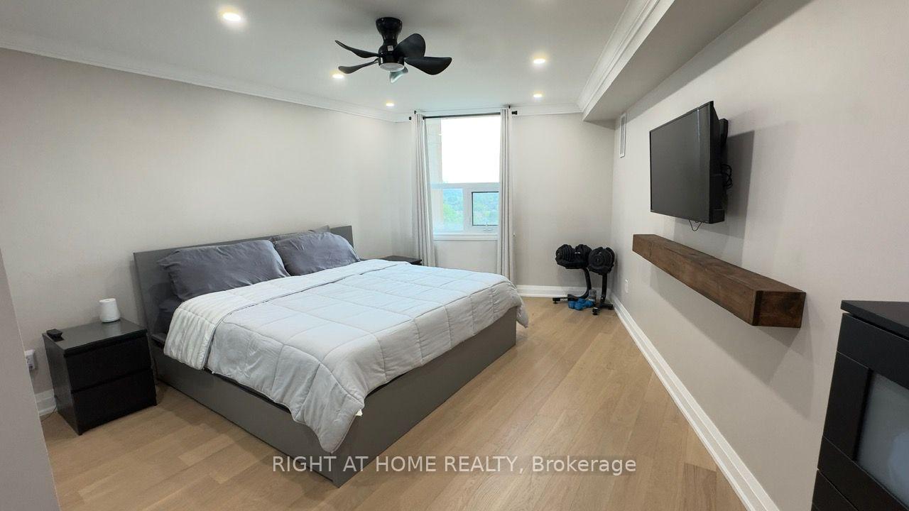 Photo 18 of Unit 1507, 716 The West Mall, Etobicoke, Eringate-Centennial-West Deane — HOMEH