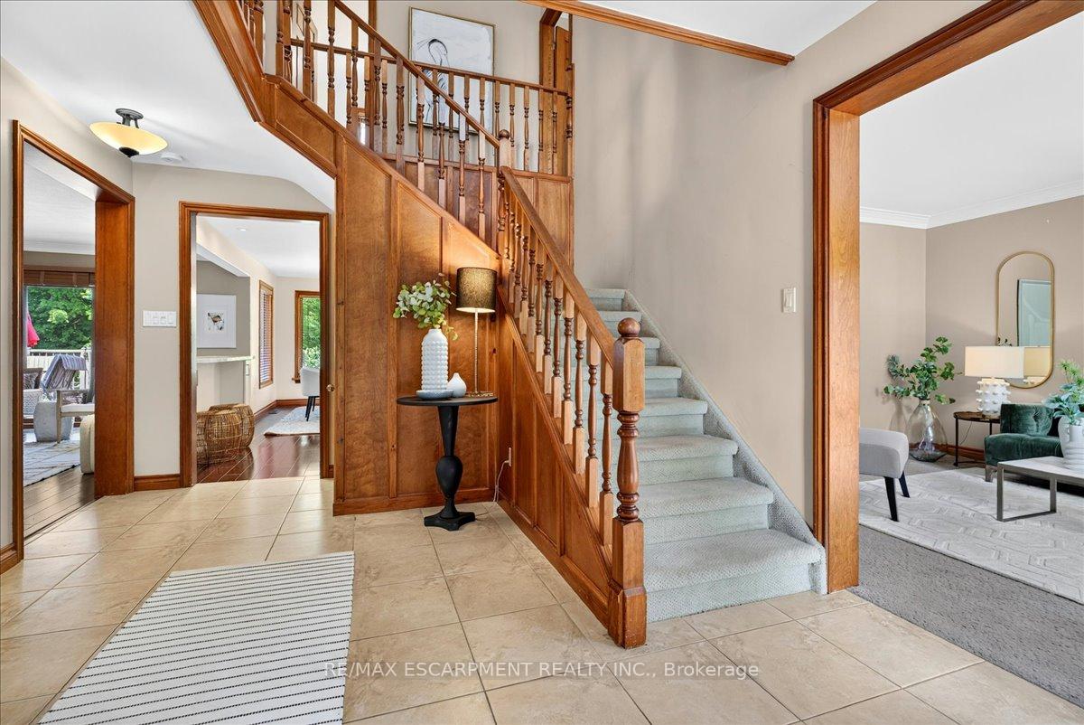 Photo 16 of 339 Kingsway Place, Milton, Old Milton — HOMEH