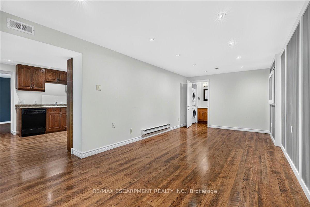 Photo 29 of 339 Kingsway Place, Milton, Old Milton — HOMEH
