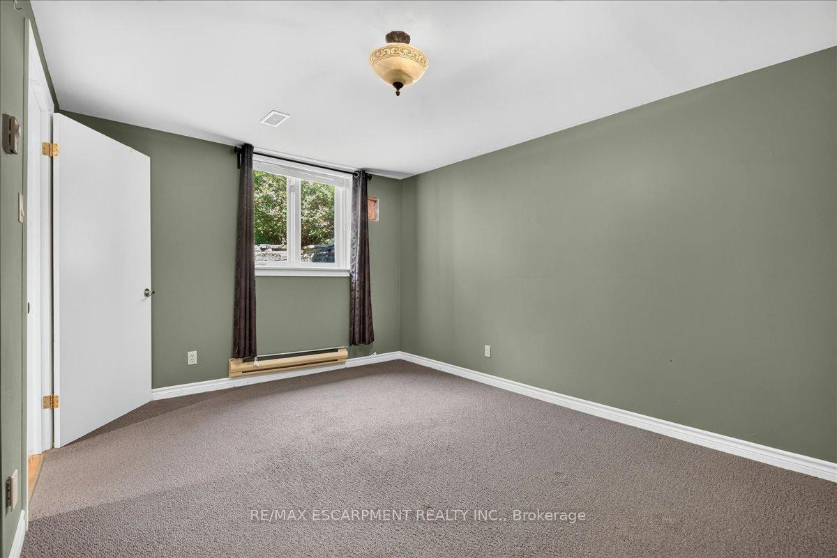 Photo 33 of 339 Kingsway Place, Milton, Old Milton — HOMEH