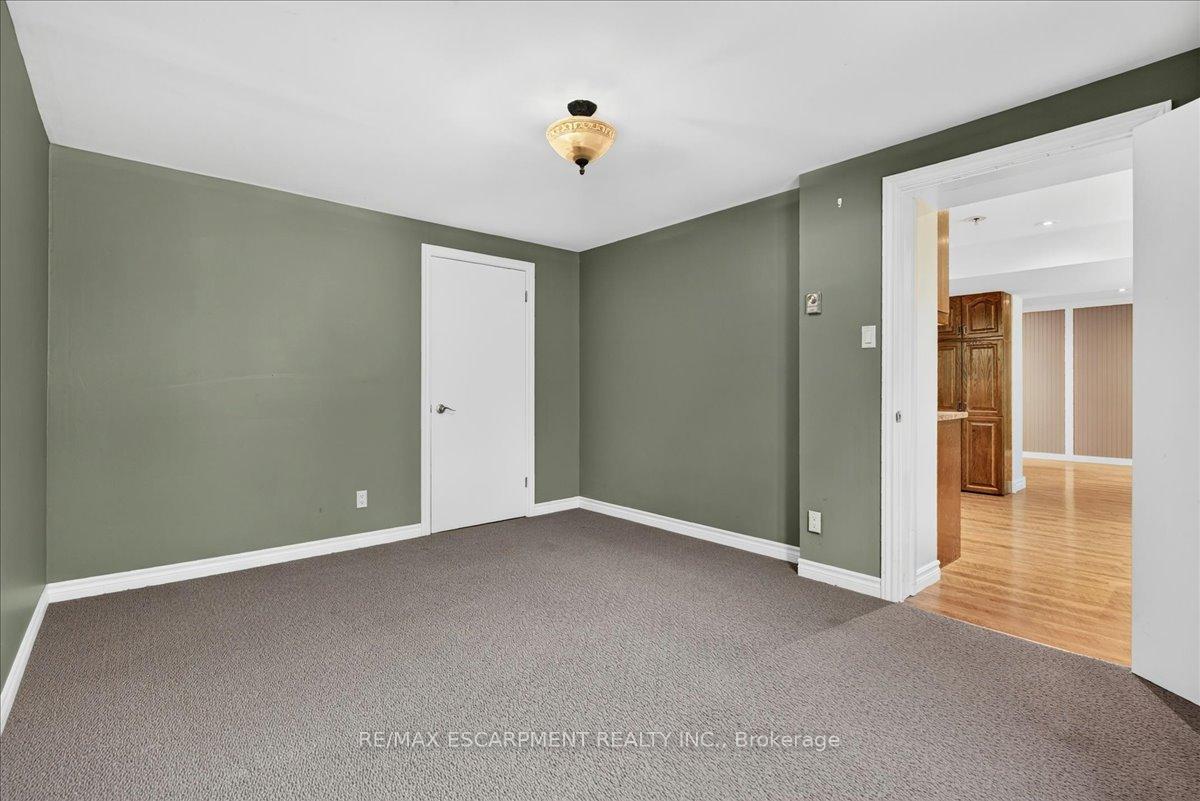 Photo 34 of 339 Kingsway Place, Milton, Old Milton — HOMEH