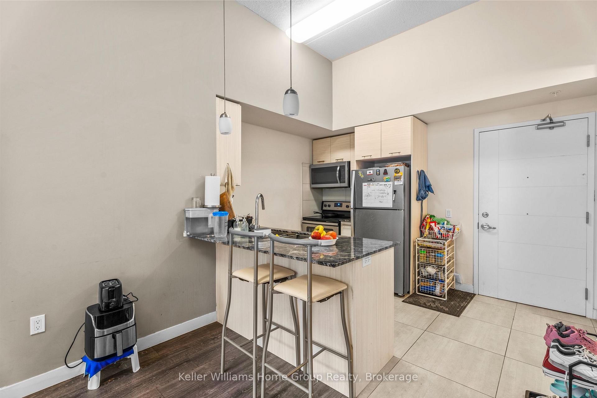 Photo 4 of Unit 109, 251 Hemlock Street, Waterloo, Downtown Waterloo — HOMEH