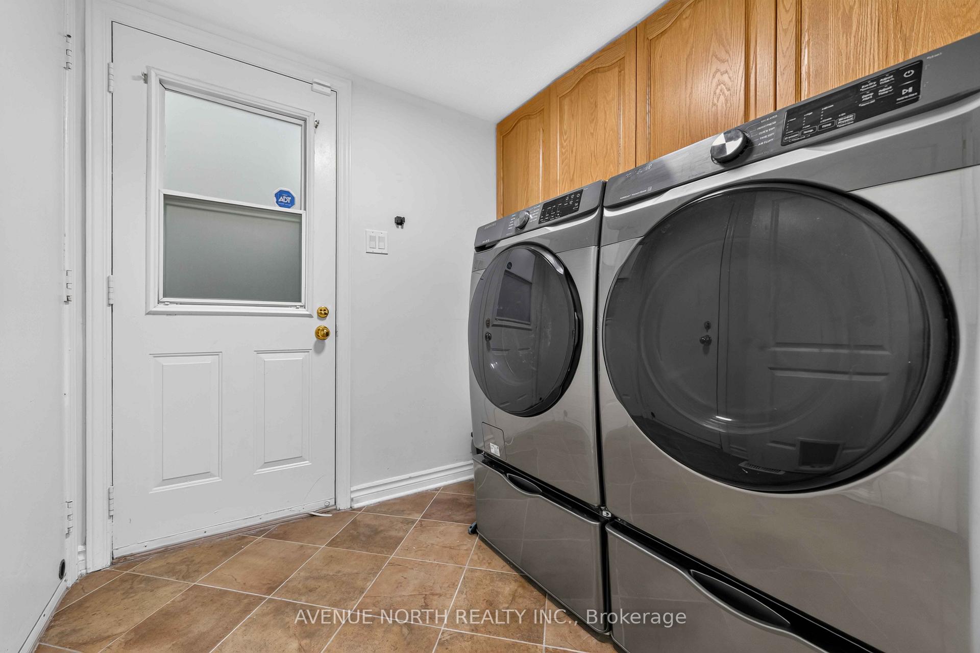 Photo 14 of 678 Thicket Way, Ottawa, Fallingbrook/Gardenway South — HOMEH