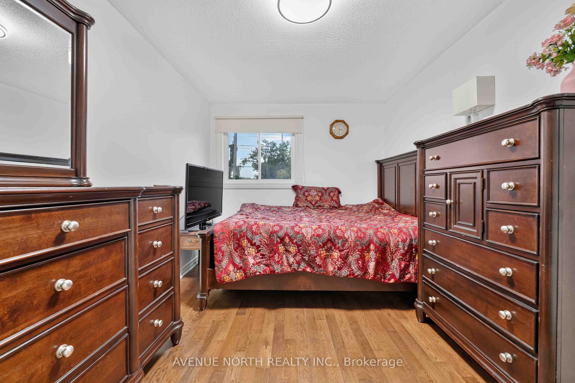 Photo 18 of 678 Thicket Way, Ottawa, Fallingbrook/Gardenway South — HOMEH
