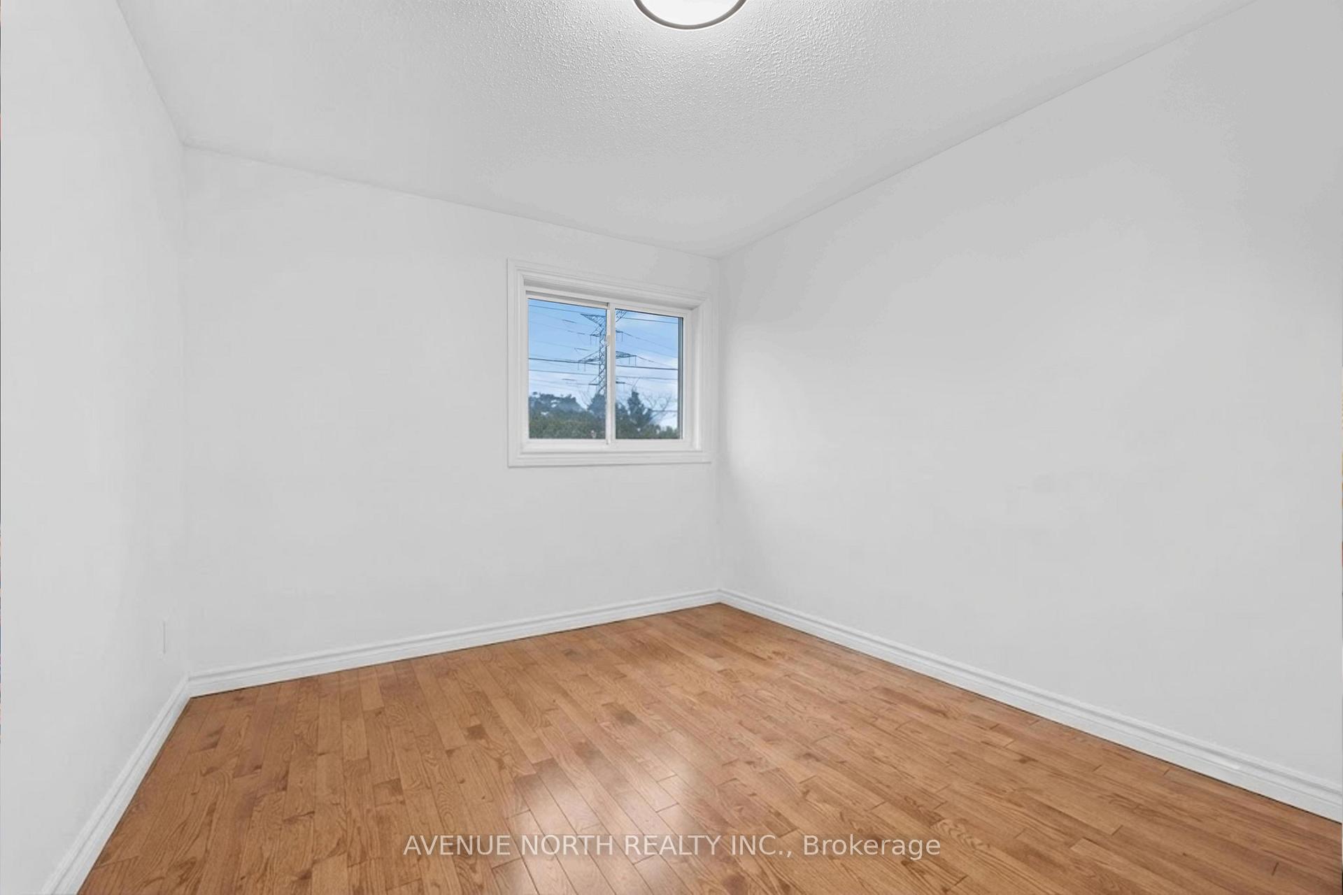 Photo 19 of 678 Thicket Way, Ottawa, Fallingbrook/Gardenway South — HOMEH
