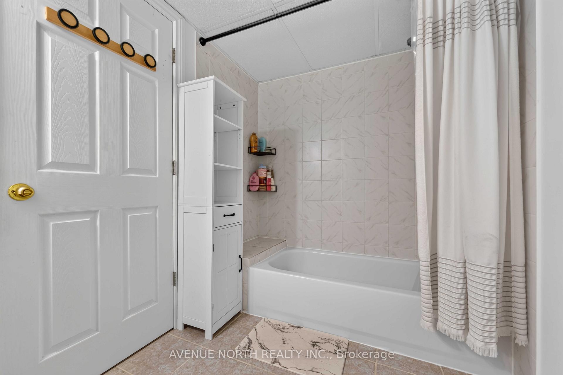 Photo 27 of 678 Thicket Way, Ottawa, Fallingbrook/Gardenway South — HOMEH