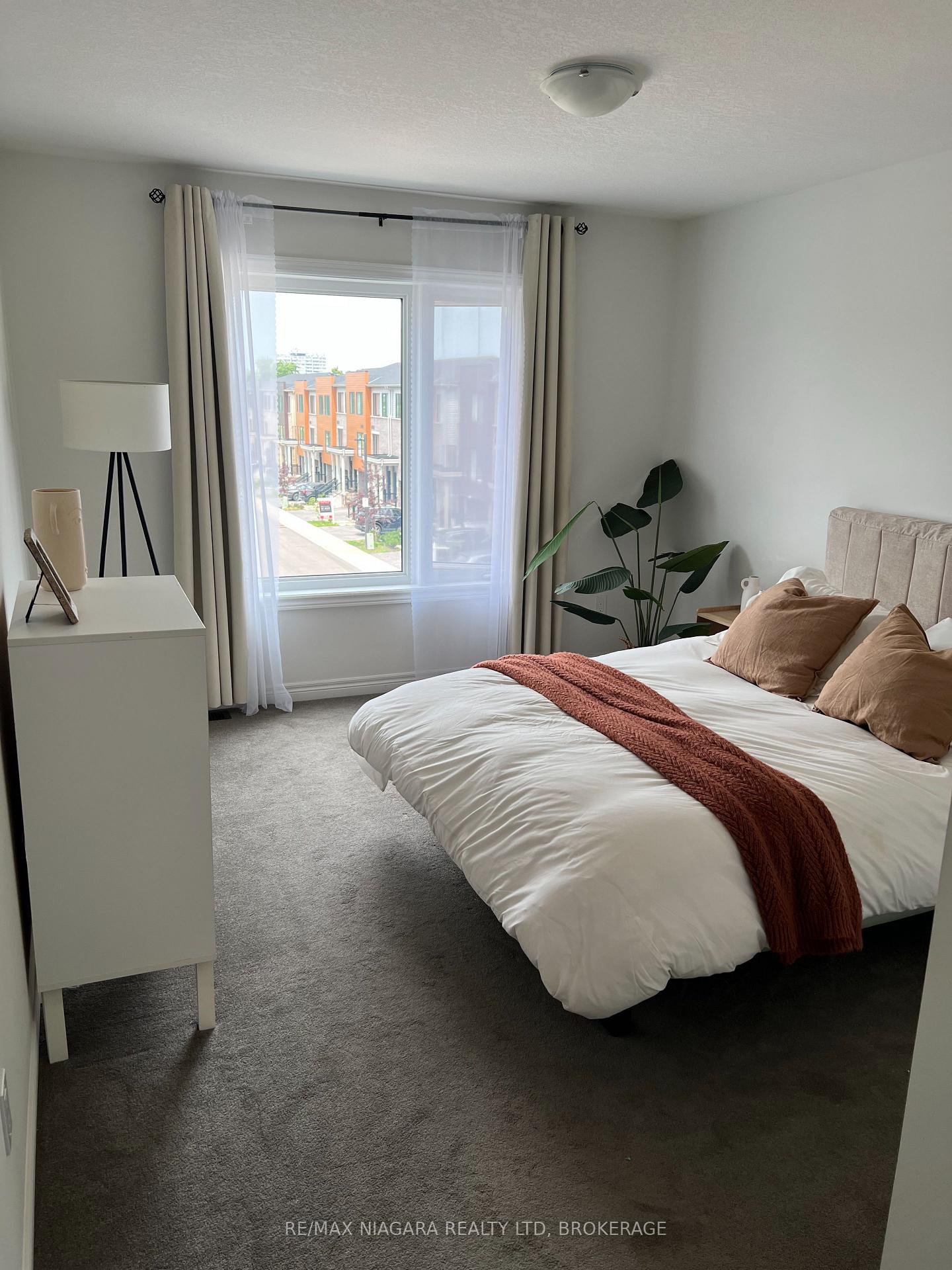 Photo 35 of Unit 48, 96 Dryden Lane, Hamilton, McQuesten — HOMEH