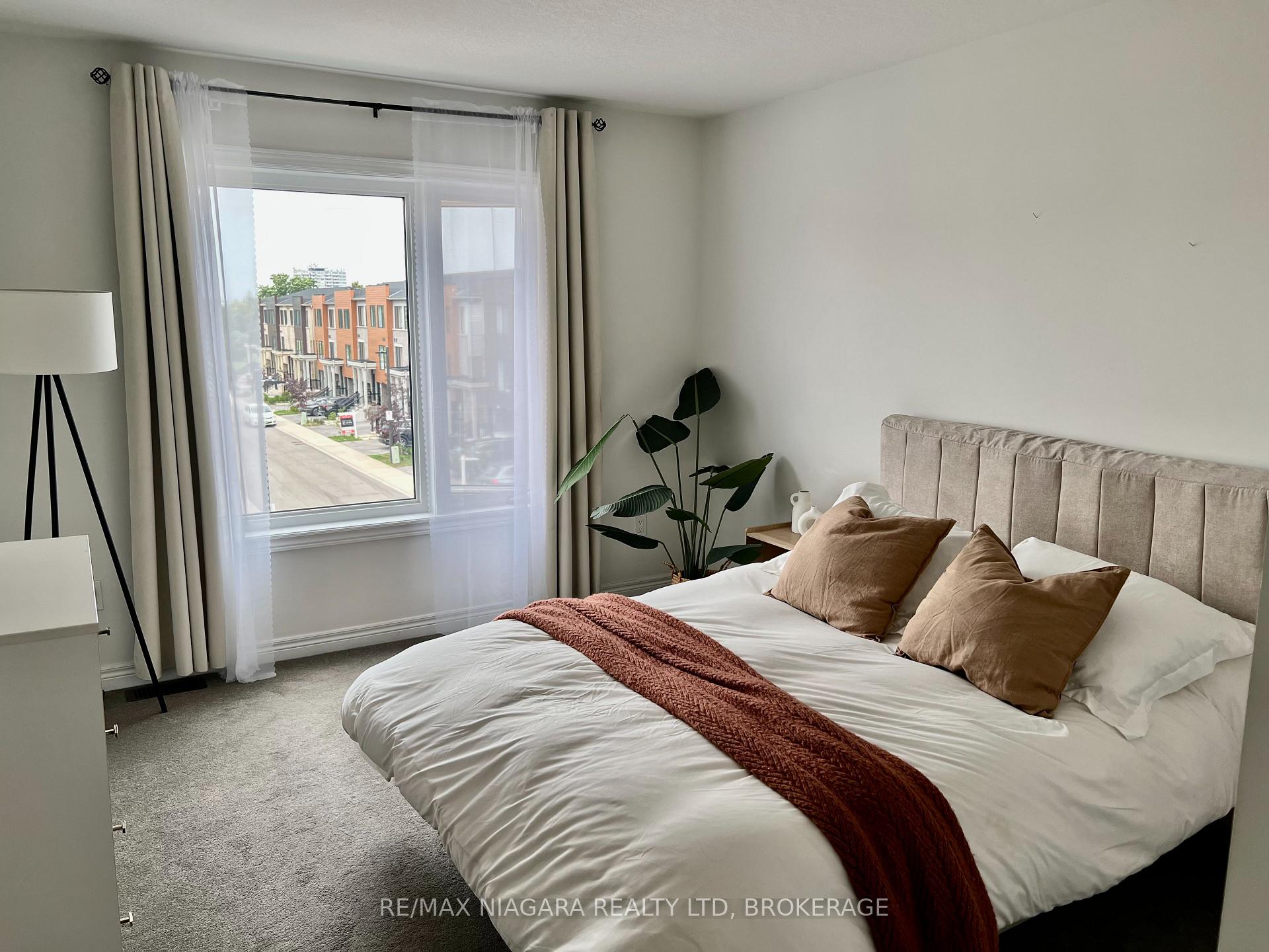 Photo 37 of Unit 48, 96 Dryden Lane, Hamilton, McQuesten — HOMEH