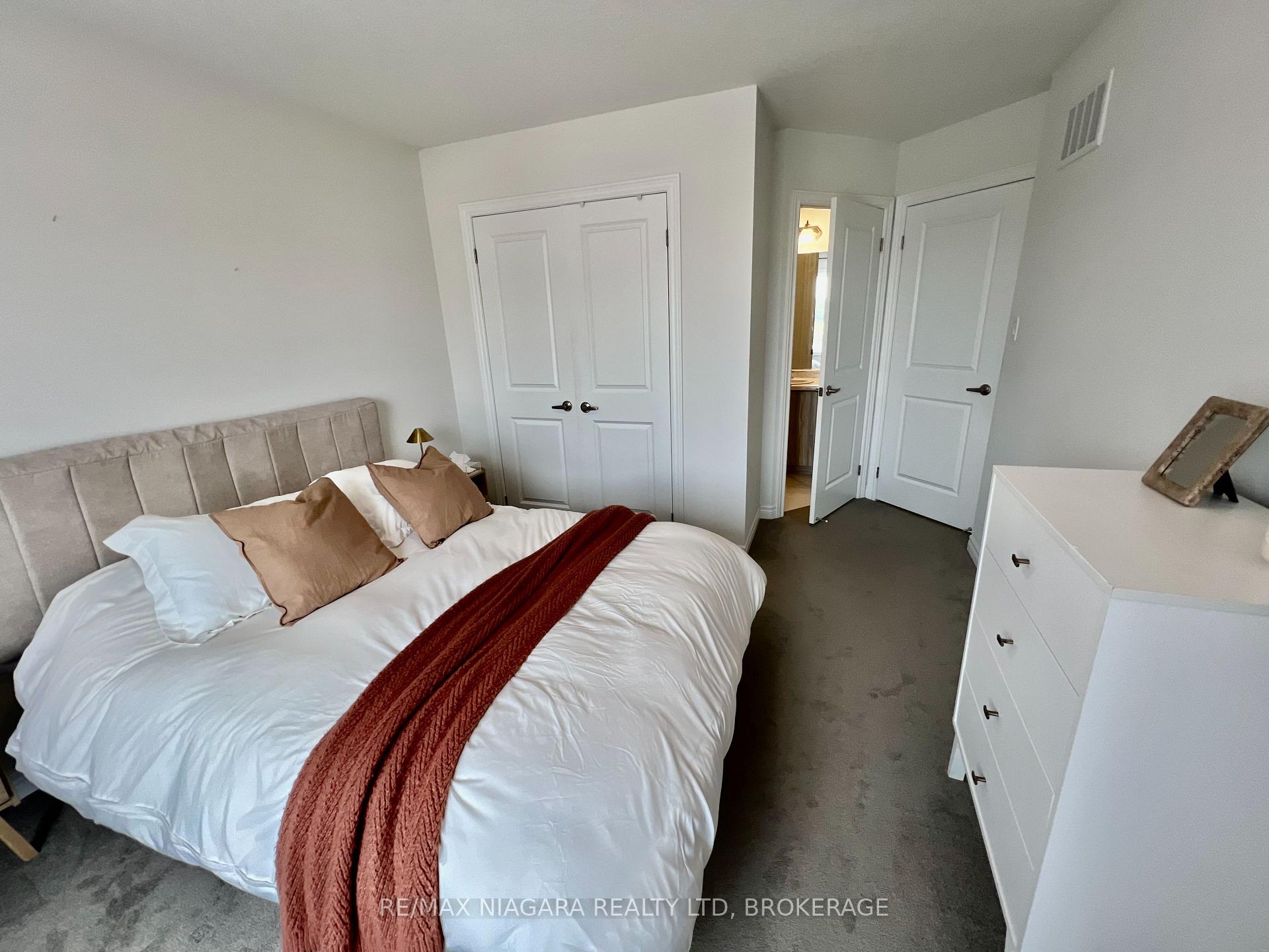 Photo 40 of Unit 48, 96 Dryden Lane, Hamilton, McQuesten — HOMEH