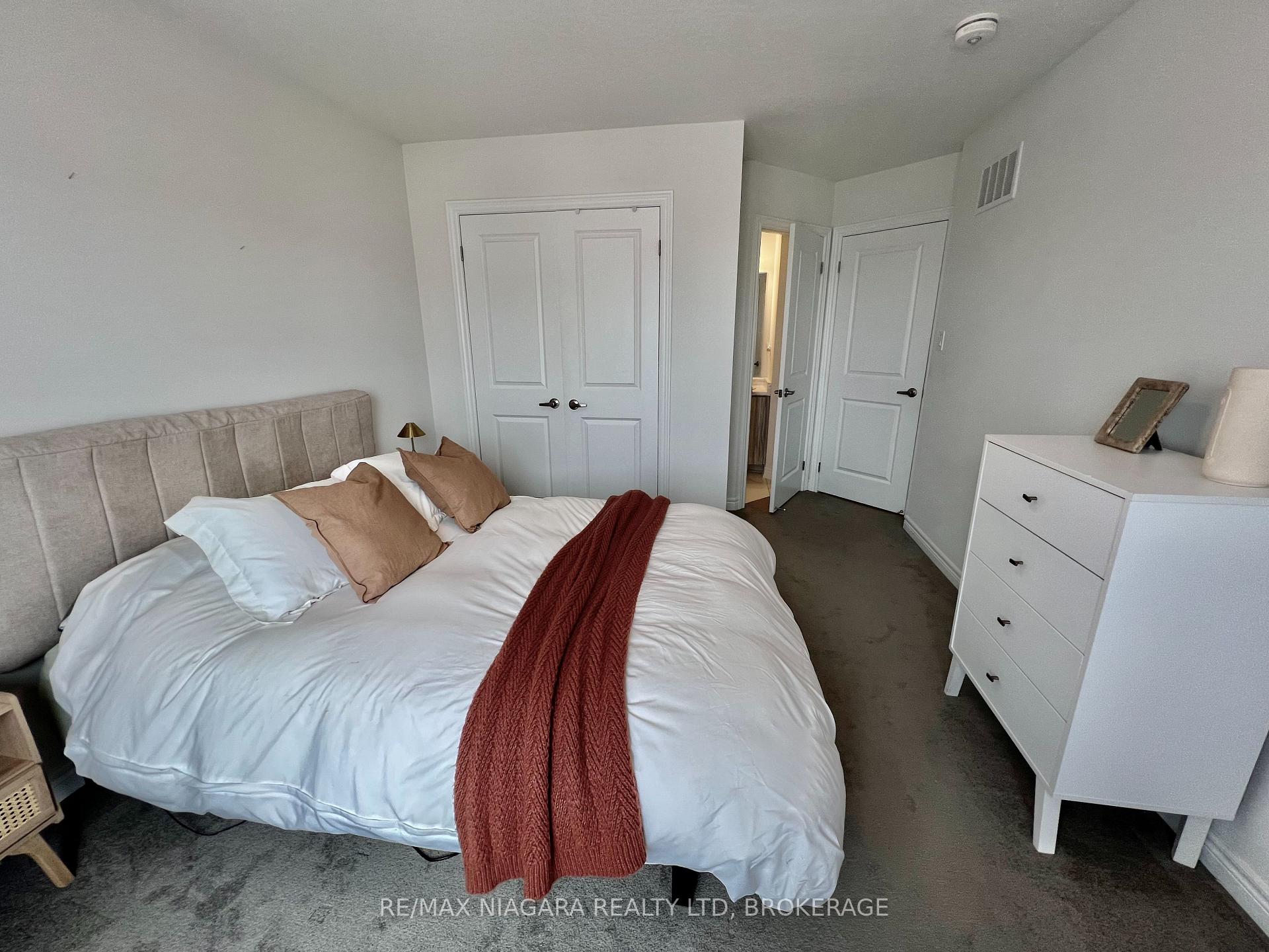 Photo 41 of Unit 48, 96 Dryden Lane, Hamilton, McQuesten — HOMEH