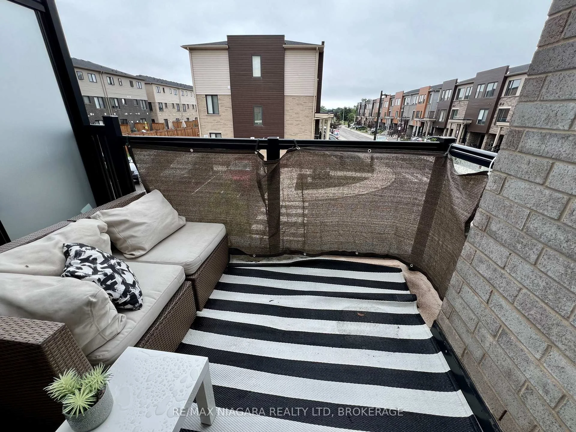 Photo 9 of Unit 48, 96 Dryden Lane, Hamilton, McQuesten — HOMEH
