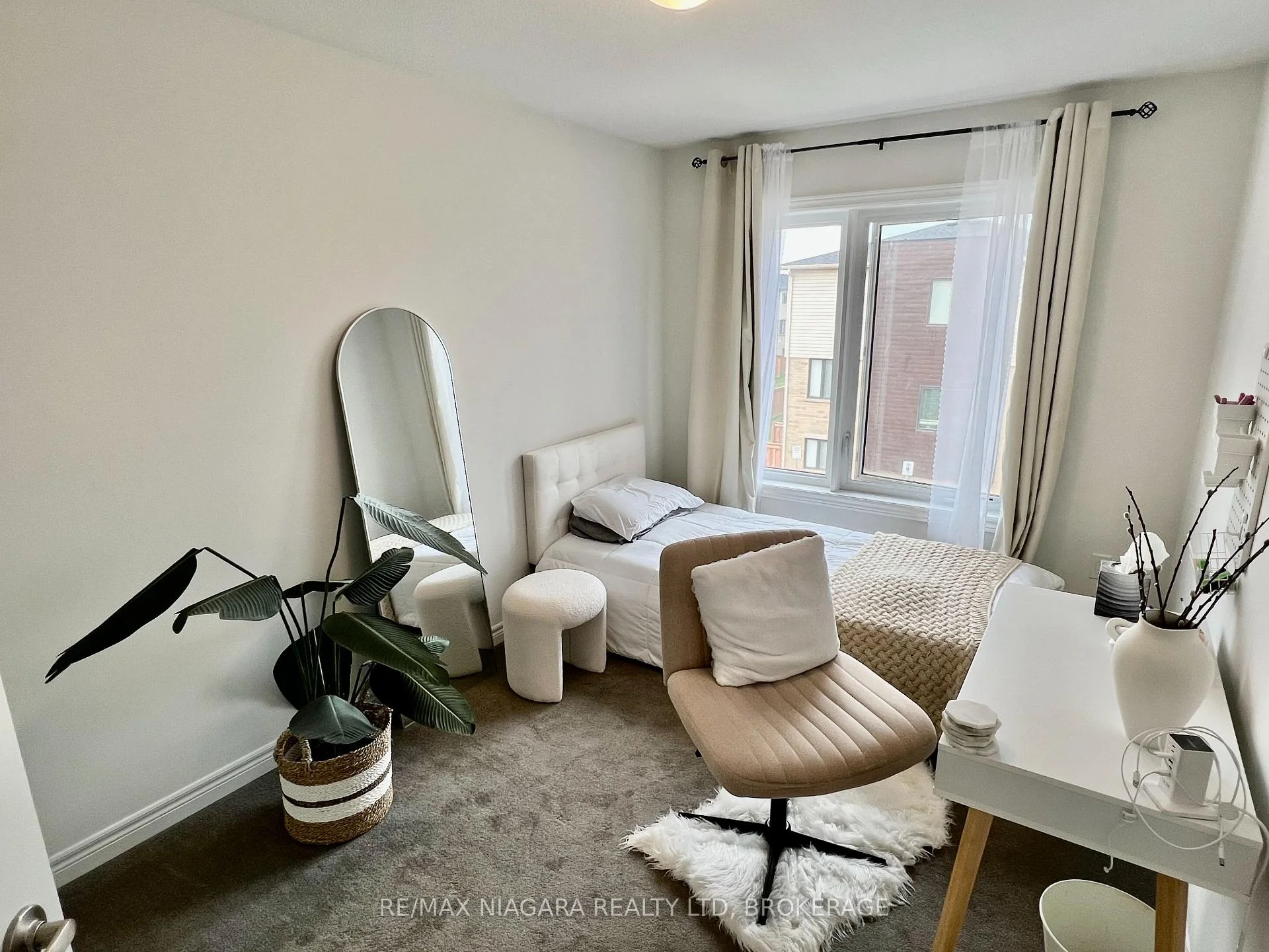 Photo 51 of Unit 48, 96 Dryden Lane, Hamilton, McQuesten — HOMEH