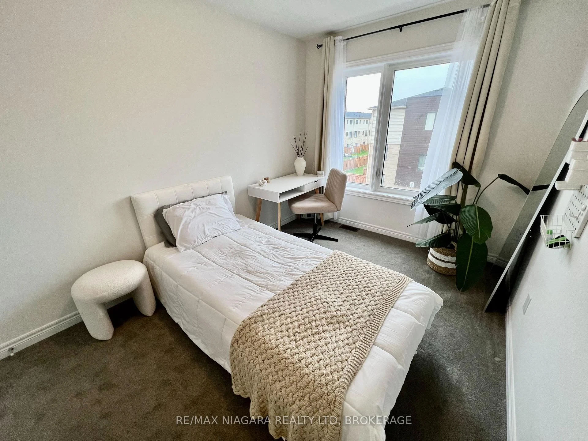 Photo 56 of Unit 48, 96 Dryden Lane, Hamilton, McQuesten — HOMEH