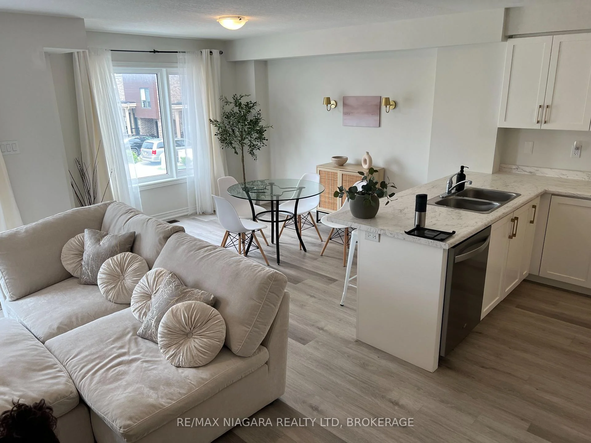 Photo 64 of Unit 48, 96 Dryden Lane, Hamilton, McQuesten — HOMEH