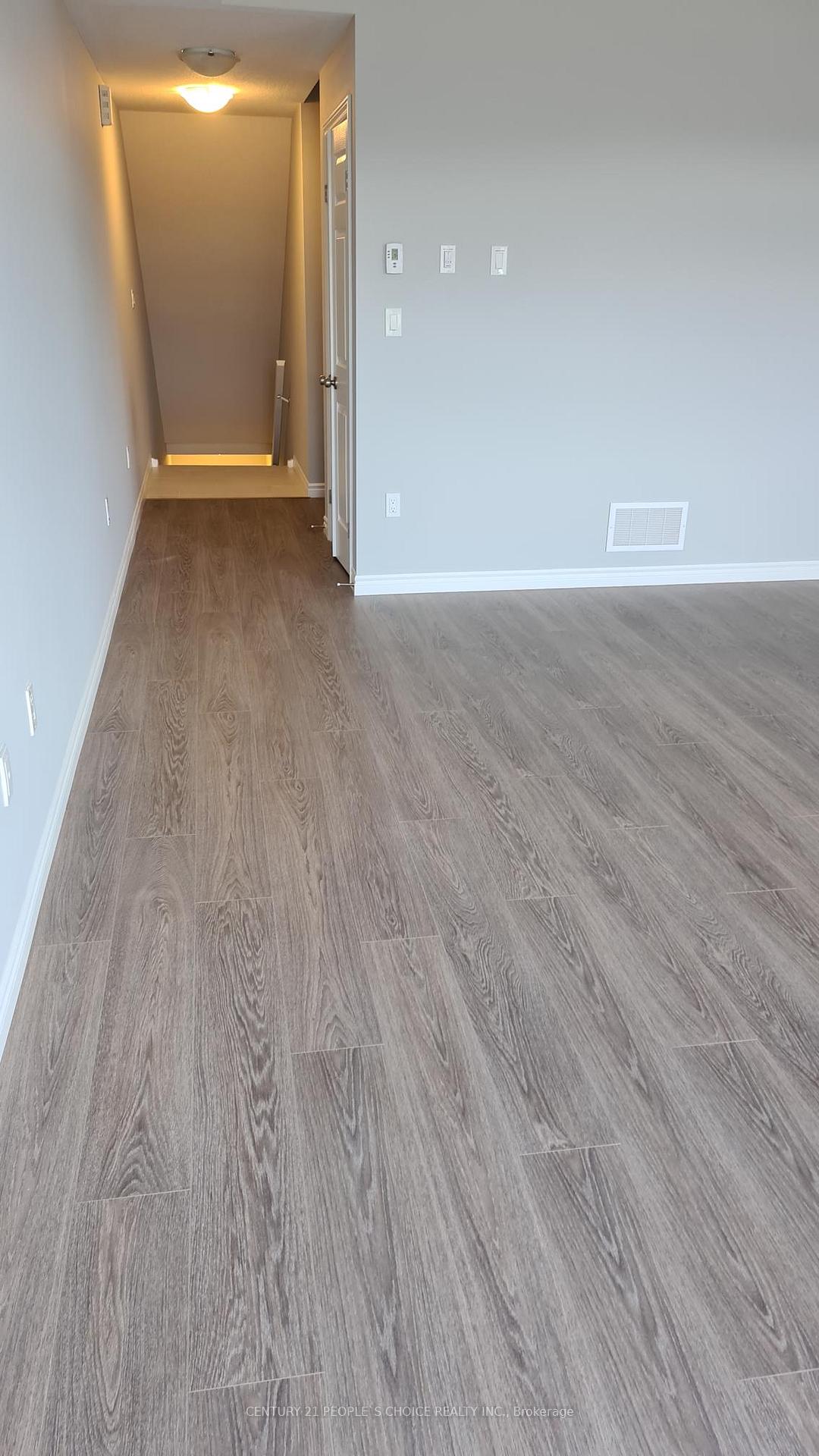Photo 5 of 42 Wheat Lane, Kitchener, Huron Park — HOMEH