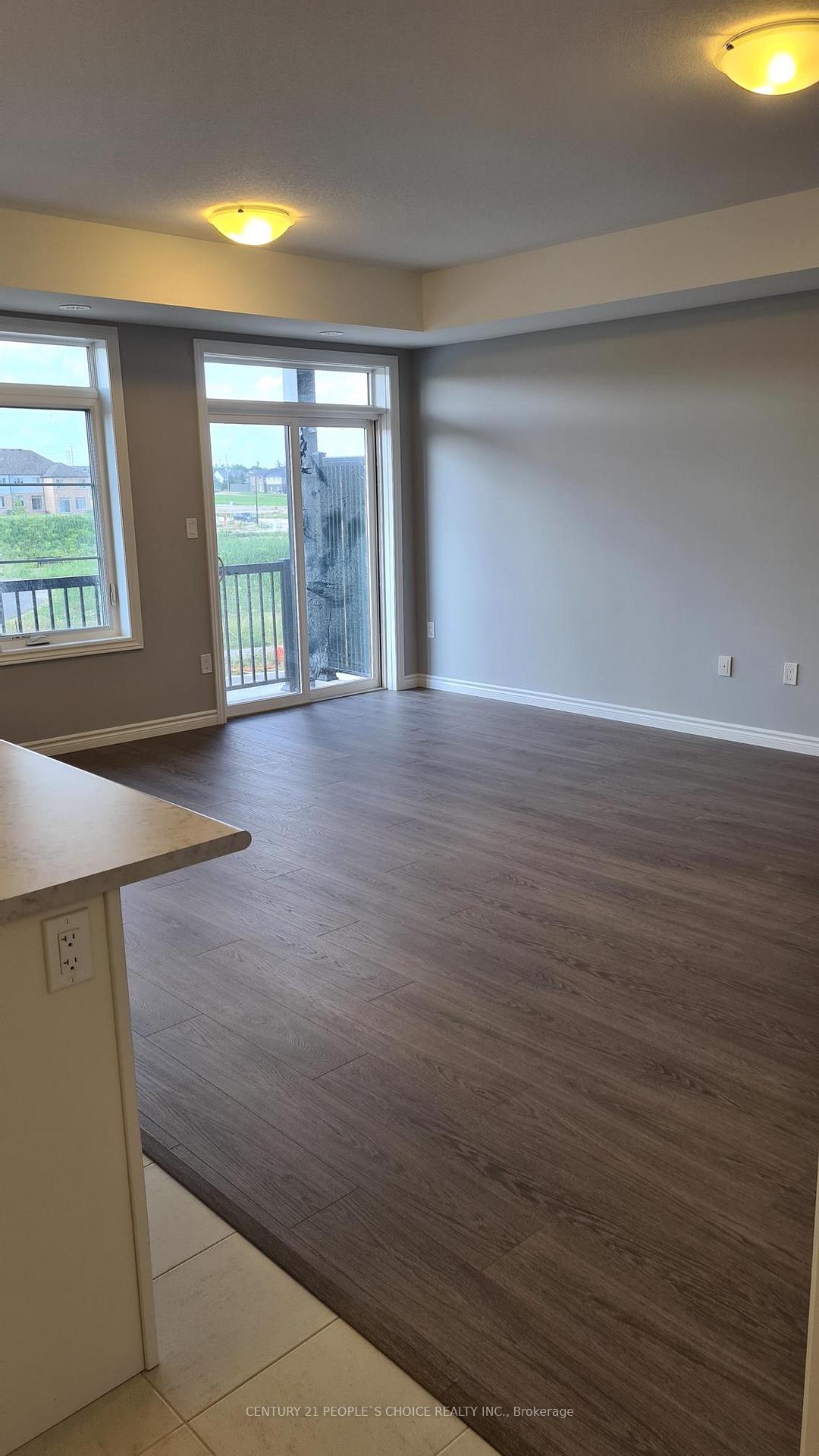 Photo 11 of 42 Wheat Lane, Kitchener, Huron Park — HOMEH