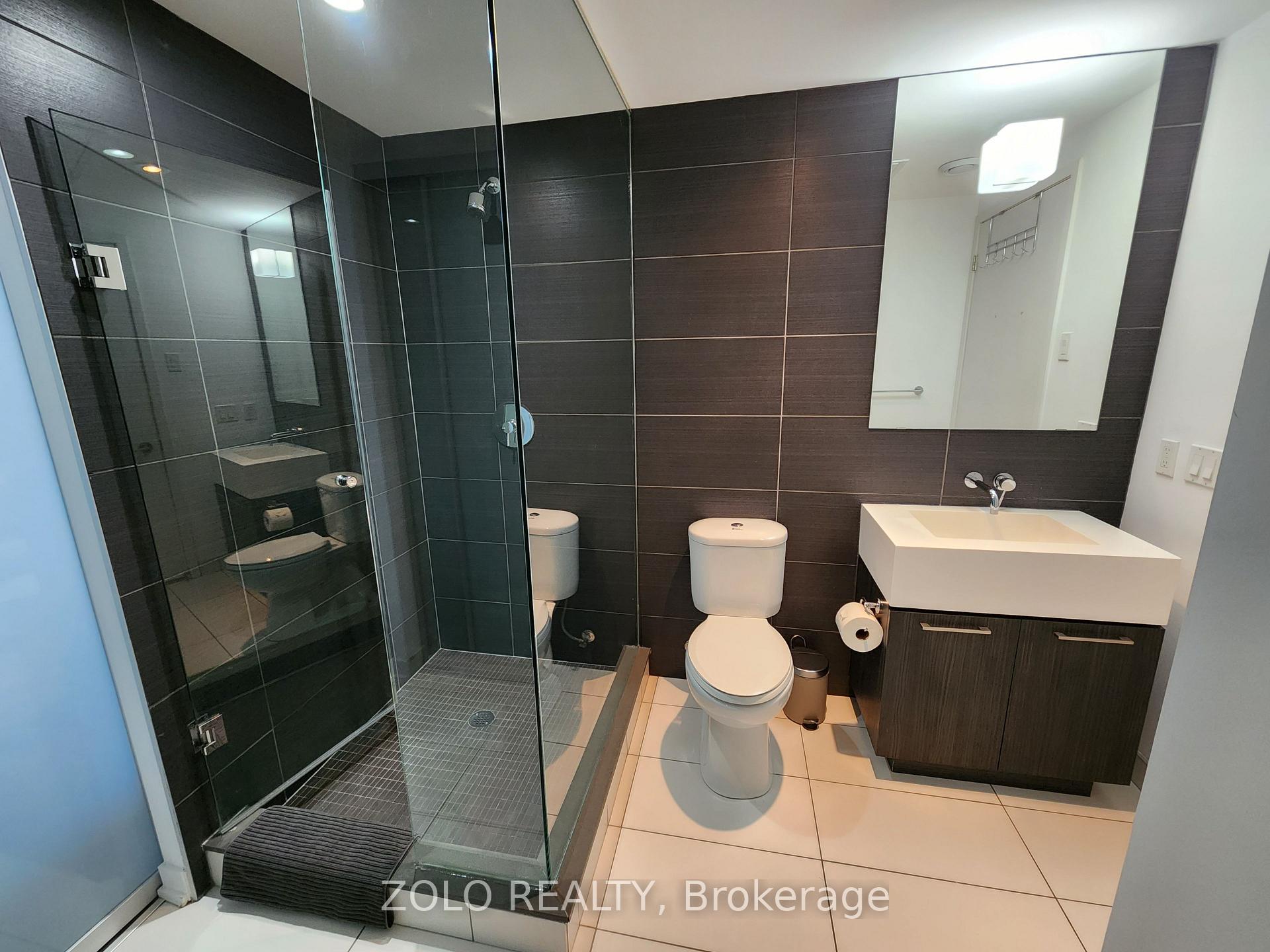 Photo 15 of Unit 710, 560 King Street W, Toronto, Waterfront Communities — HOMEH