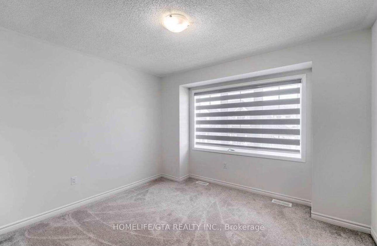 Photo 11 of 30 Circus Crescent, Brampton, Northwest Brampton — HOMEH