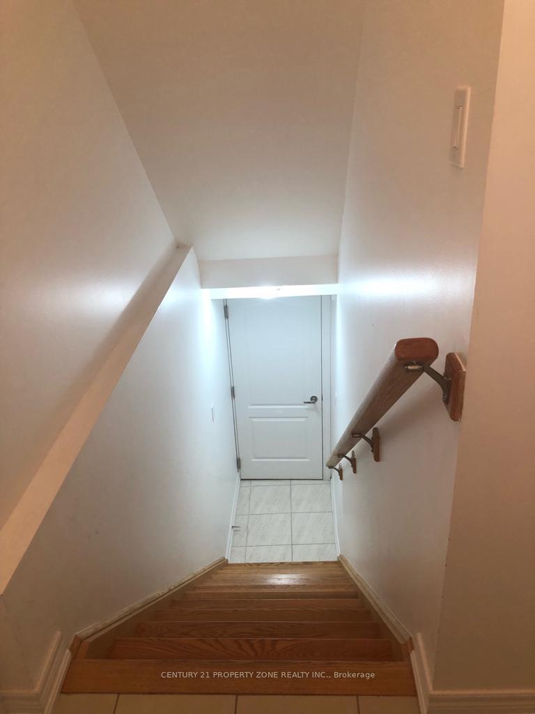 Photo 1 of 19 Angelgate ( Basement) Road, Brampton, Brampton North — HOMEH