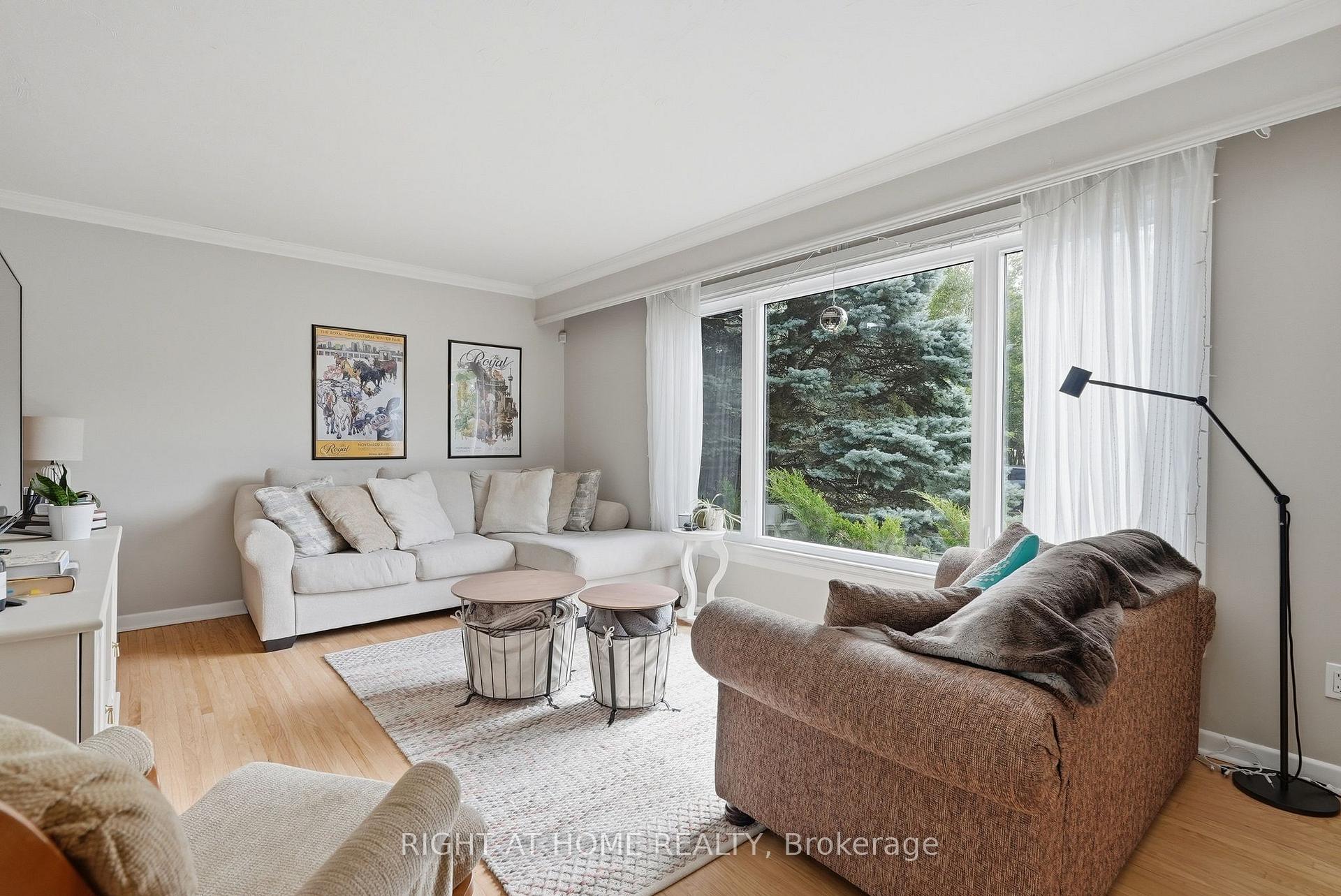 Photo 5 of 2346 Edwin Crescent, Ottawa, Queensway Terrace South/Ridgeview — HOMEH