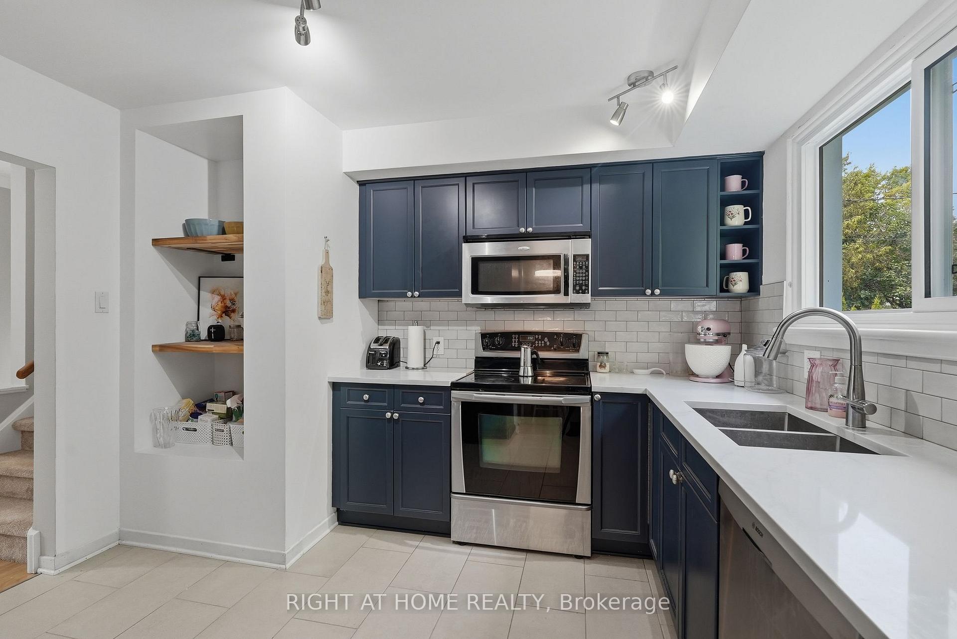 Photo 10 of 2346 Edwin Crescent, Ottawa, Queensway Terrace South/Ridgeview — HOMEH