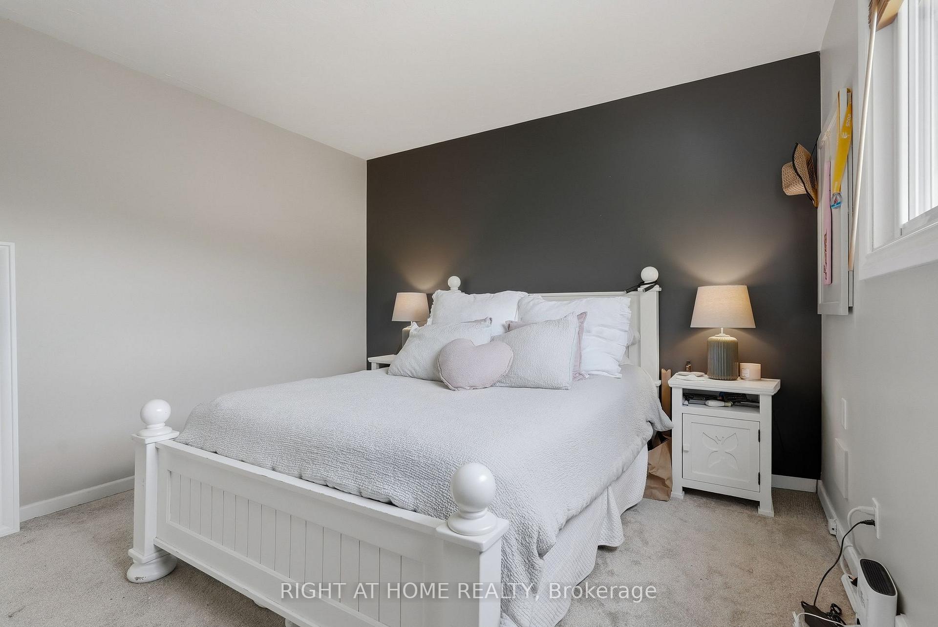 Photo 18 of 2346 Edwin Crescent, Ottawa, Queensway Terrace South/Ridgeview — HOMEH