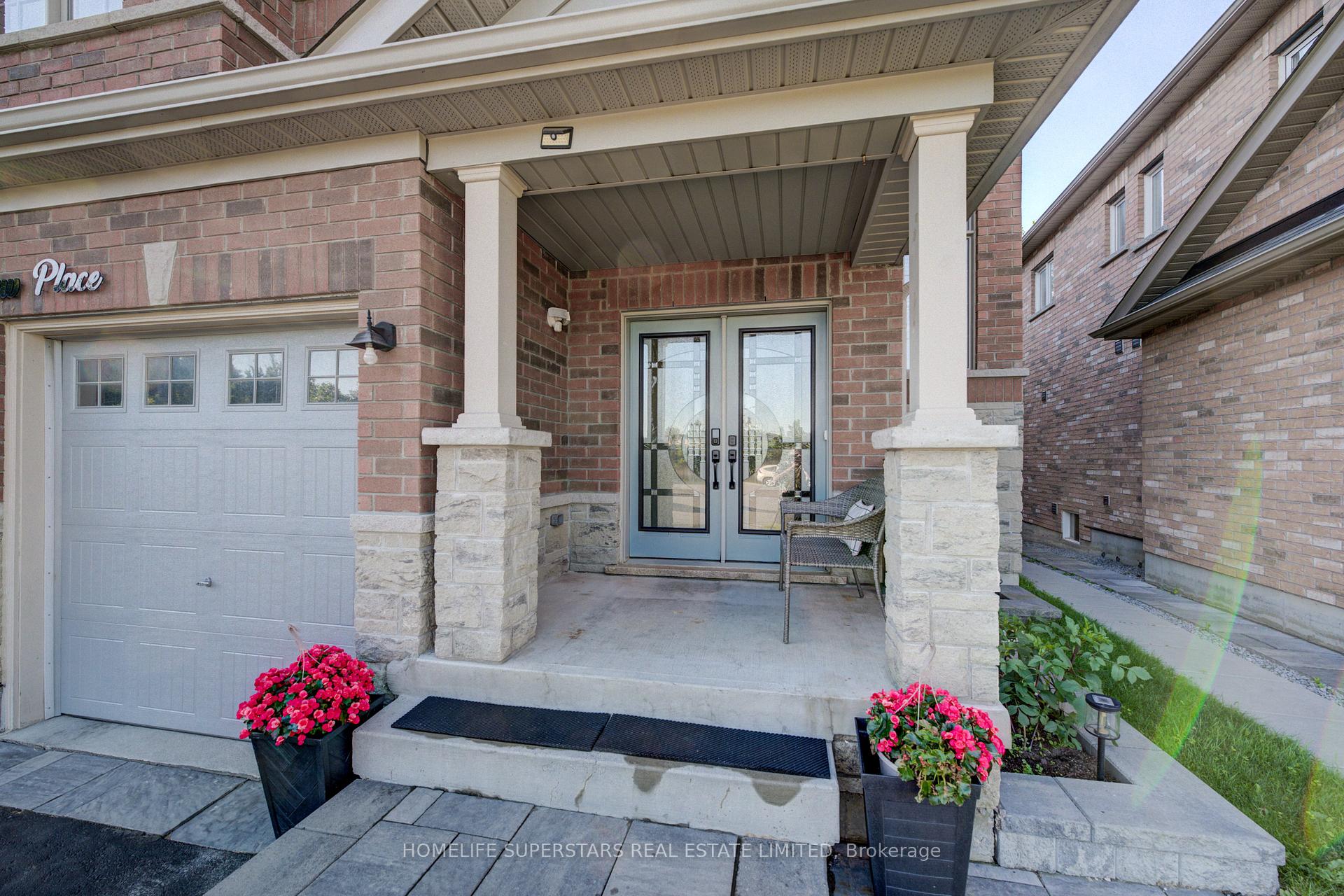 Photo 3 of 27 Upperview Place, Whitby, Taunton North — HOMEH