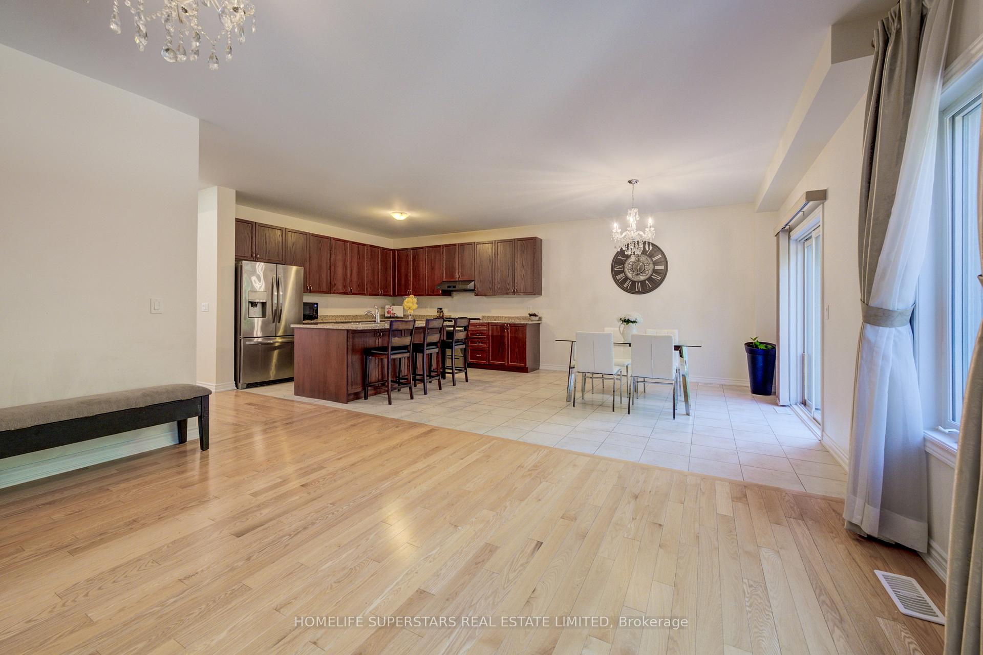 Photo 10 of 27 Upperview Place, Whitby, Taunton North — HOMEH