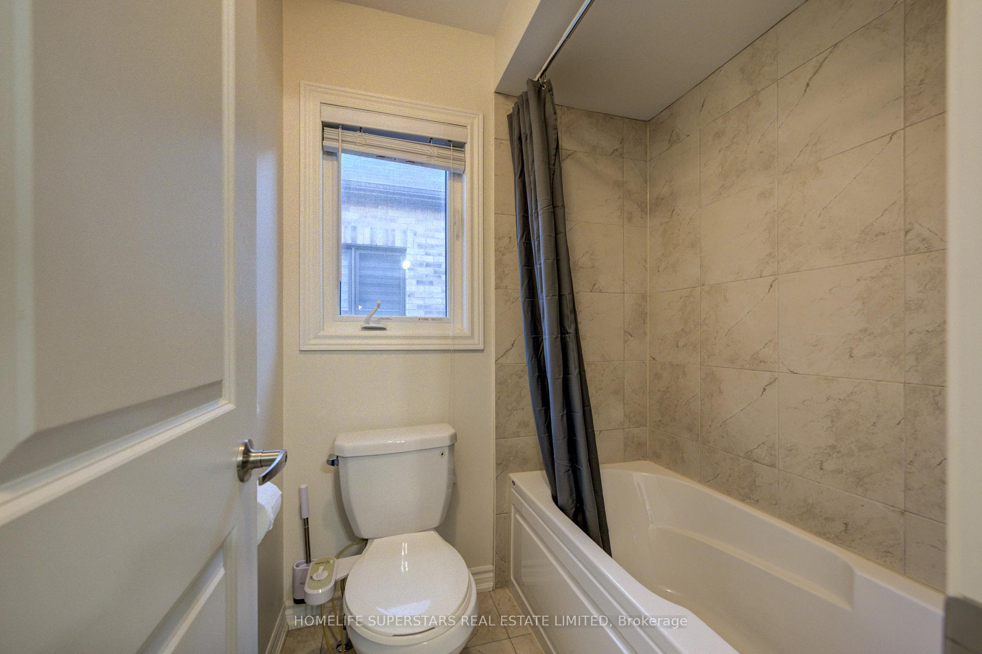 Photo 35 of 27 Upperview Place, Whitby, Taunton North — HOMEH