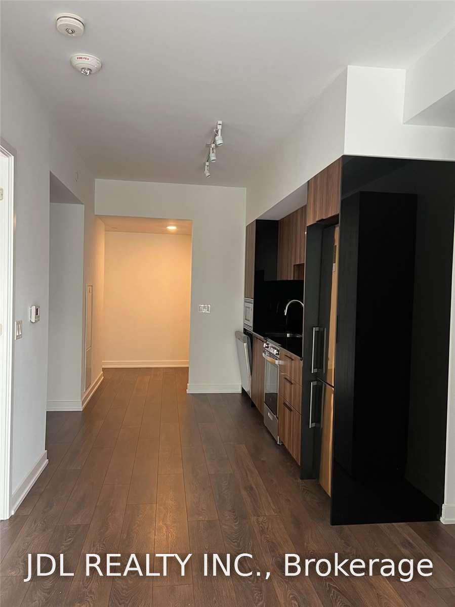 Photo 5 of Unit 401, 18 Maitland Terrace, Toronto, Church-Yonge Corridor — HOMEH