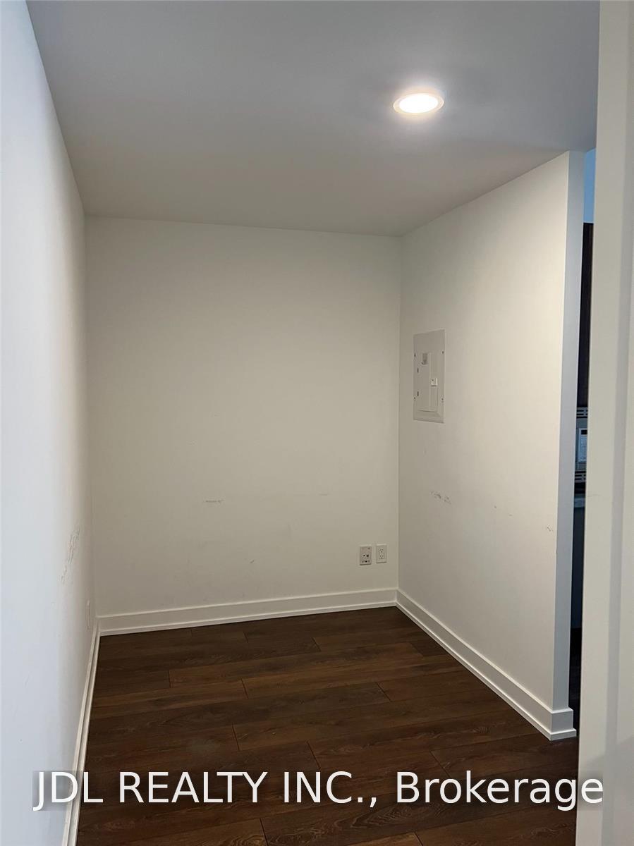 Photo 10 of Unit 401, 18 Maitland Terrace, Toronto, Church-Yonge Corridor — HOMEH