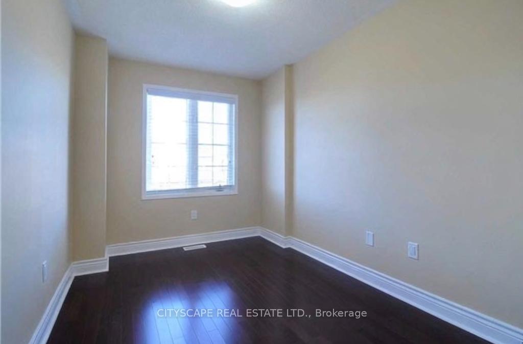 Photo 2 of 1136 Schooling Drive E, Oshawa, Taunton — HOMEH