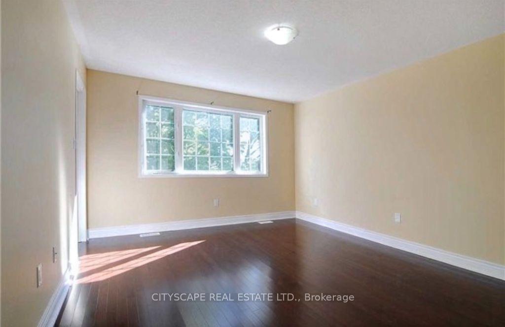 Photo 12 of 1136 Schooling Drive E, Oshawa, Taunton — HOMEH