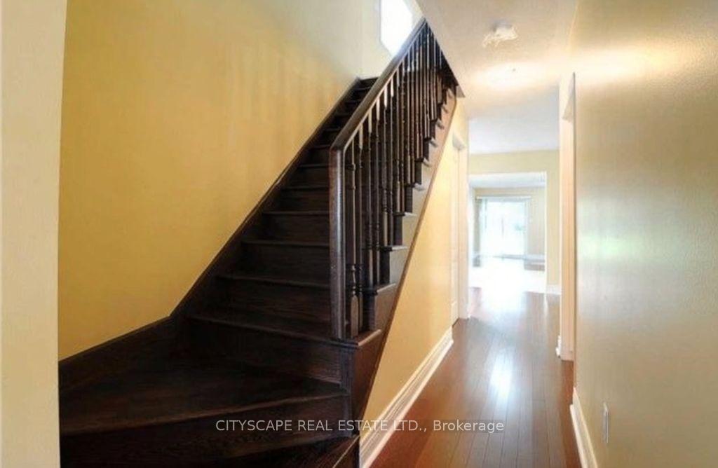 Photo 32 of 1136 Schooling Drive E, Oshawa, Taunton — HOMEH