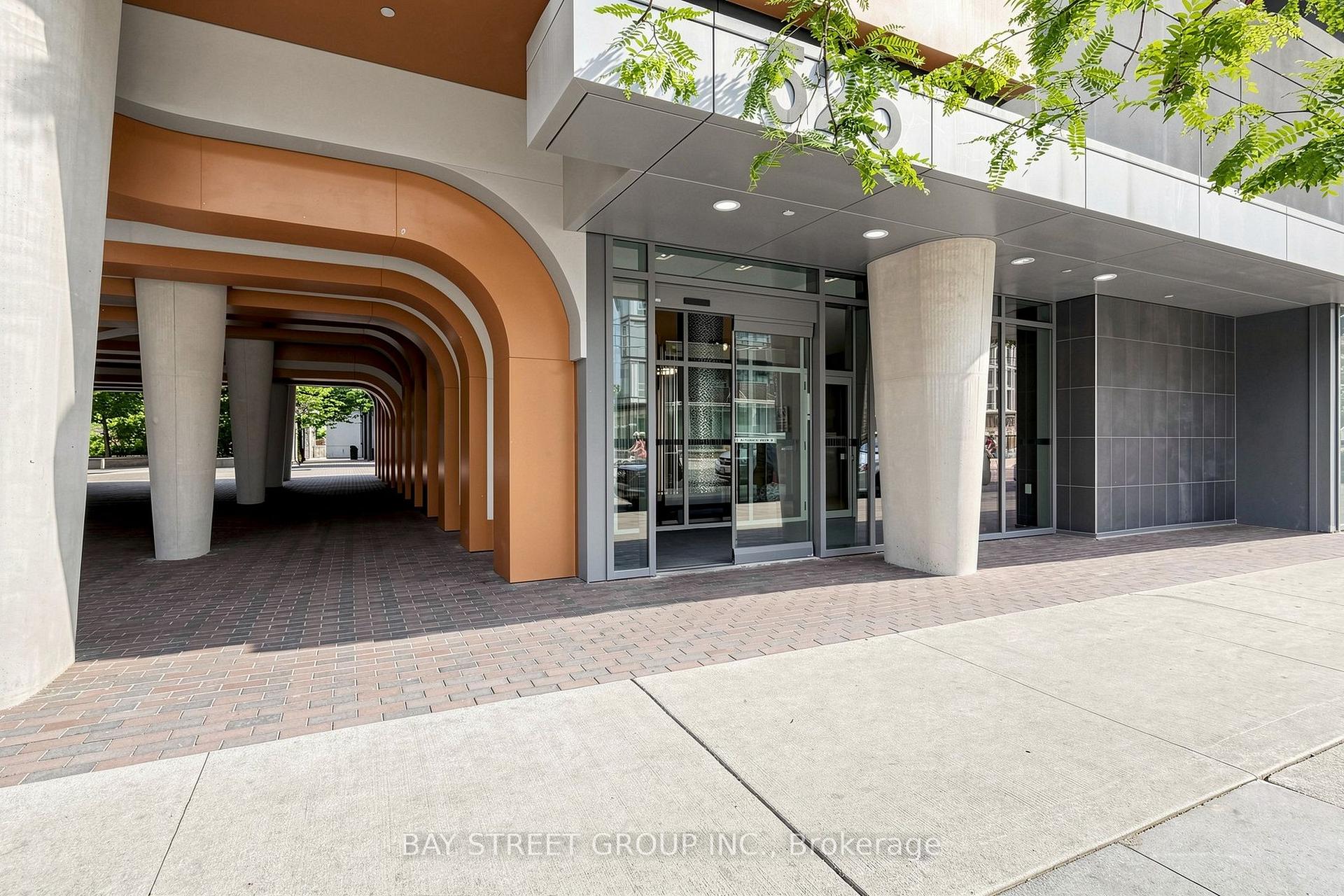 Photo 4 of Unit 1118, 525 Adelaide Street W, Toronto, Waterfront Communities — HOMEH