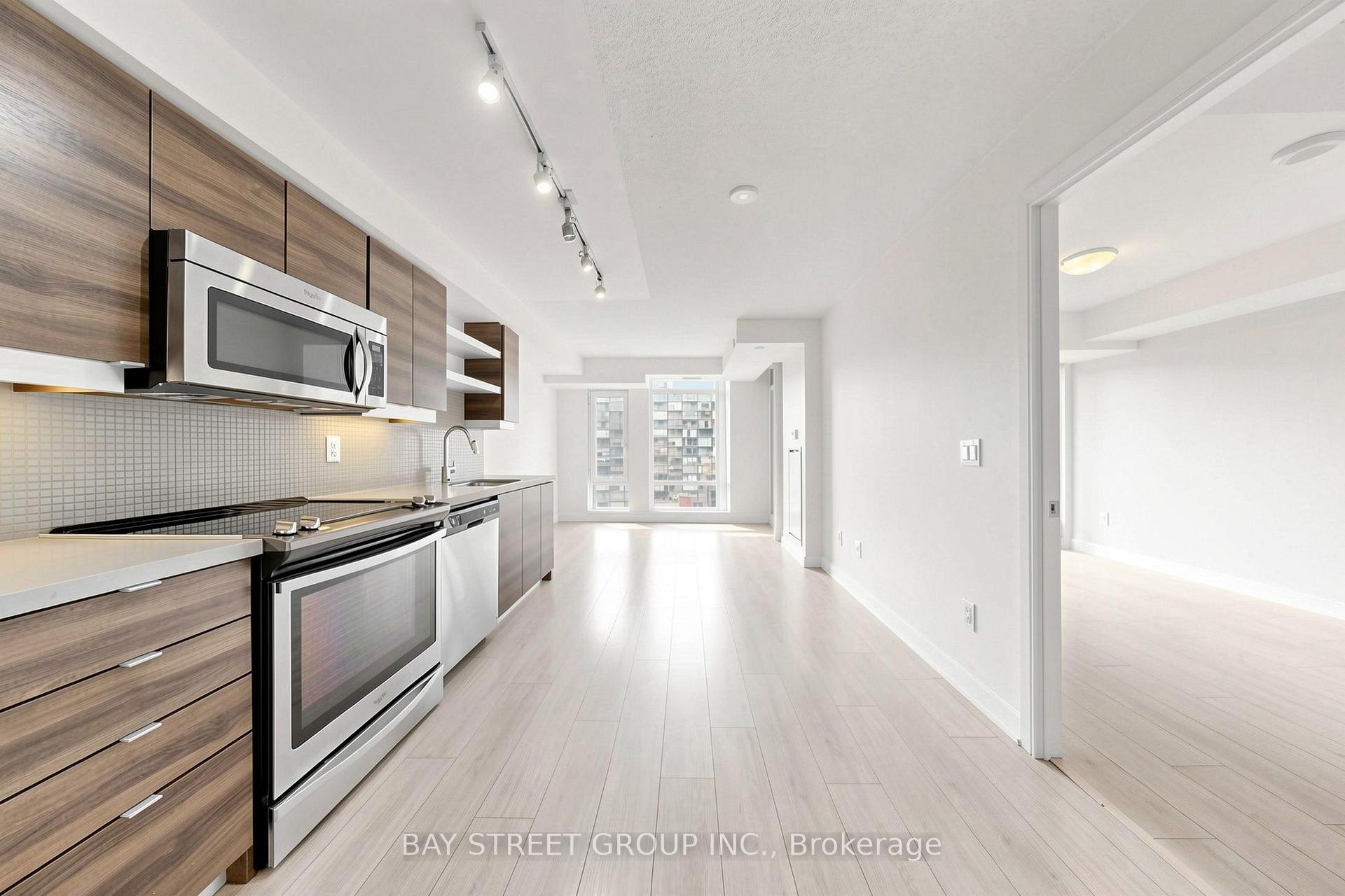 Photo 7 of Unit 1118, 525 Adelaide Street W, Toronto, Waterfront Communities — HOMEH
