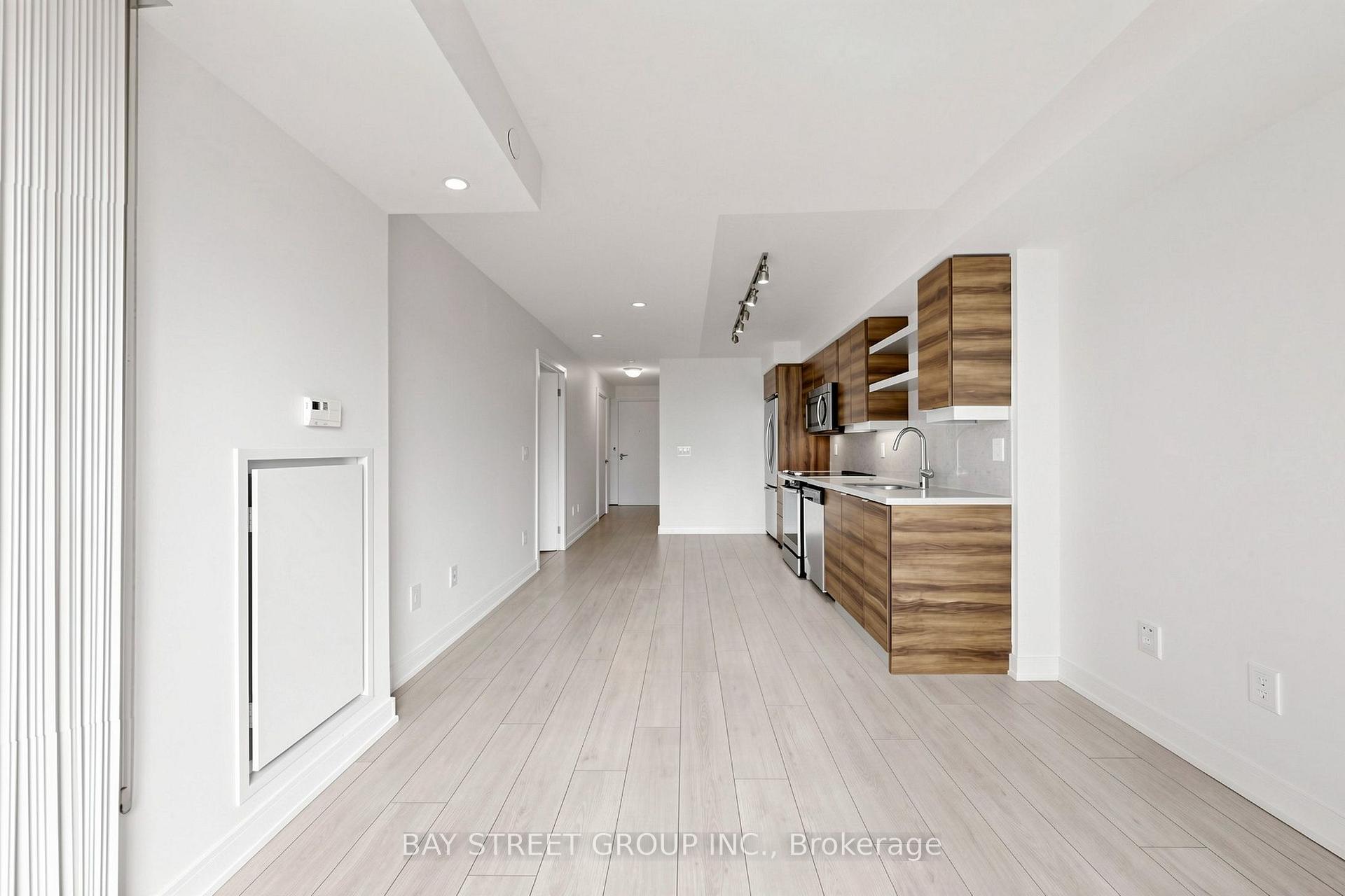 Photo 12 of Unit 1118, 525 Adelaide Street W, Toronto, Waterfront Communities — HOMEH