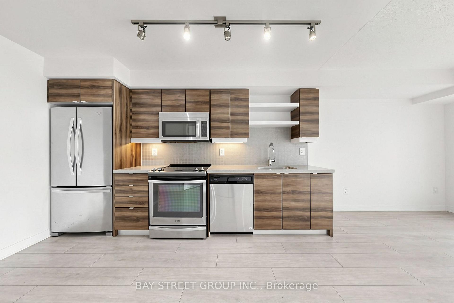 Photo 13 of Unit 1118, 525 Adelaide Street W, Toronto, Waterfront Communities — HOMEH