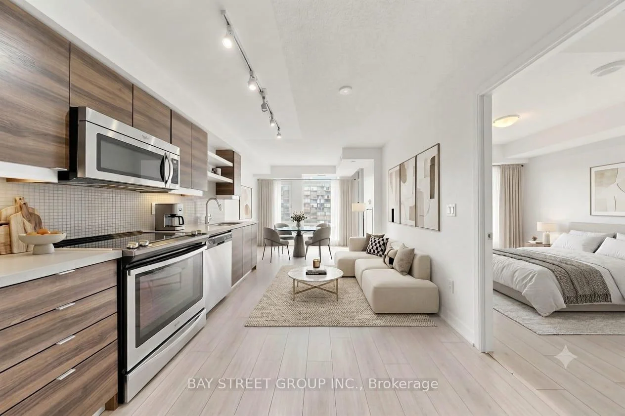Photo 10 of Unit 1118, 525 Adelaide Street W, Toronto, Waterfront Communities — HOMEH