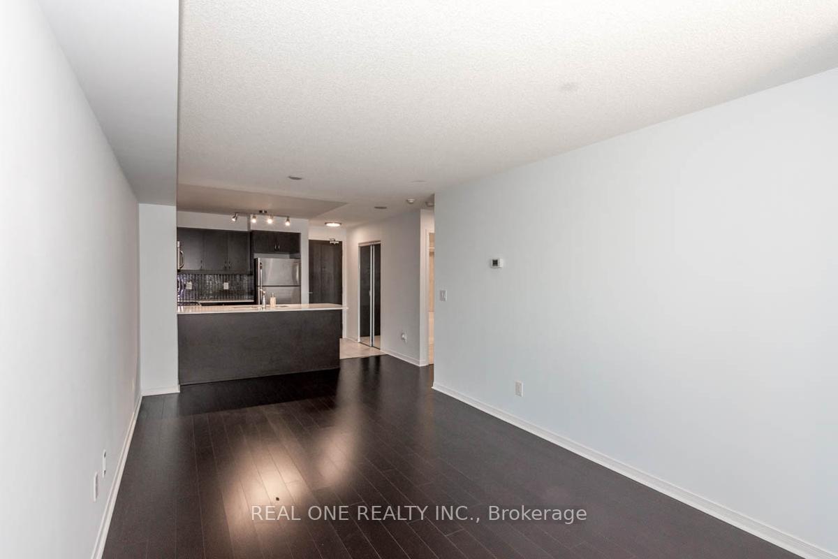 Photo 2 of Unit 605, 75 King William Crescent, Richmond Hill, Langstaff — HOMEH