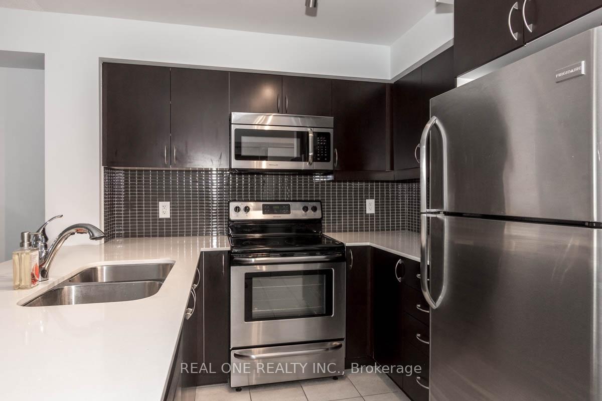 Photo 5 of Unit 605, 75 King William Crescent, Richmond Hill, Langstaff — HOMEH